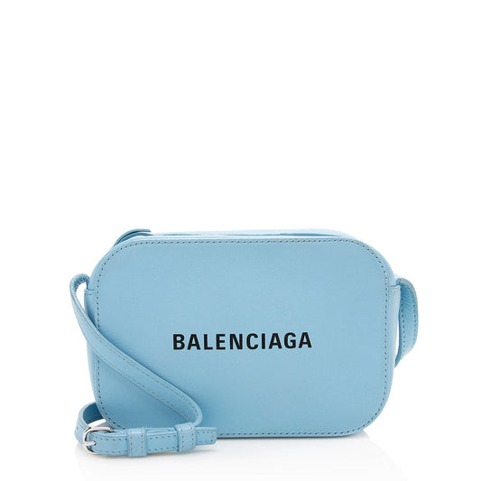 Luxury Balenciaga Calfskin Everyday XS Camera Bag (SHF-13607)