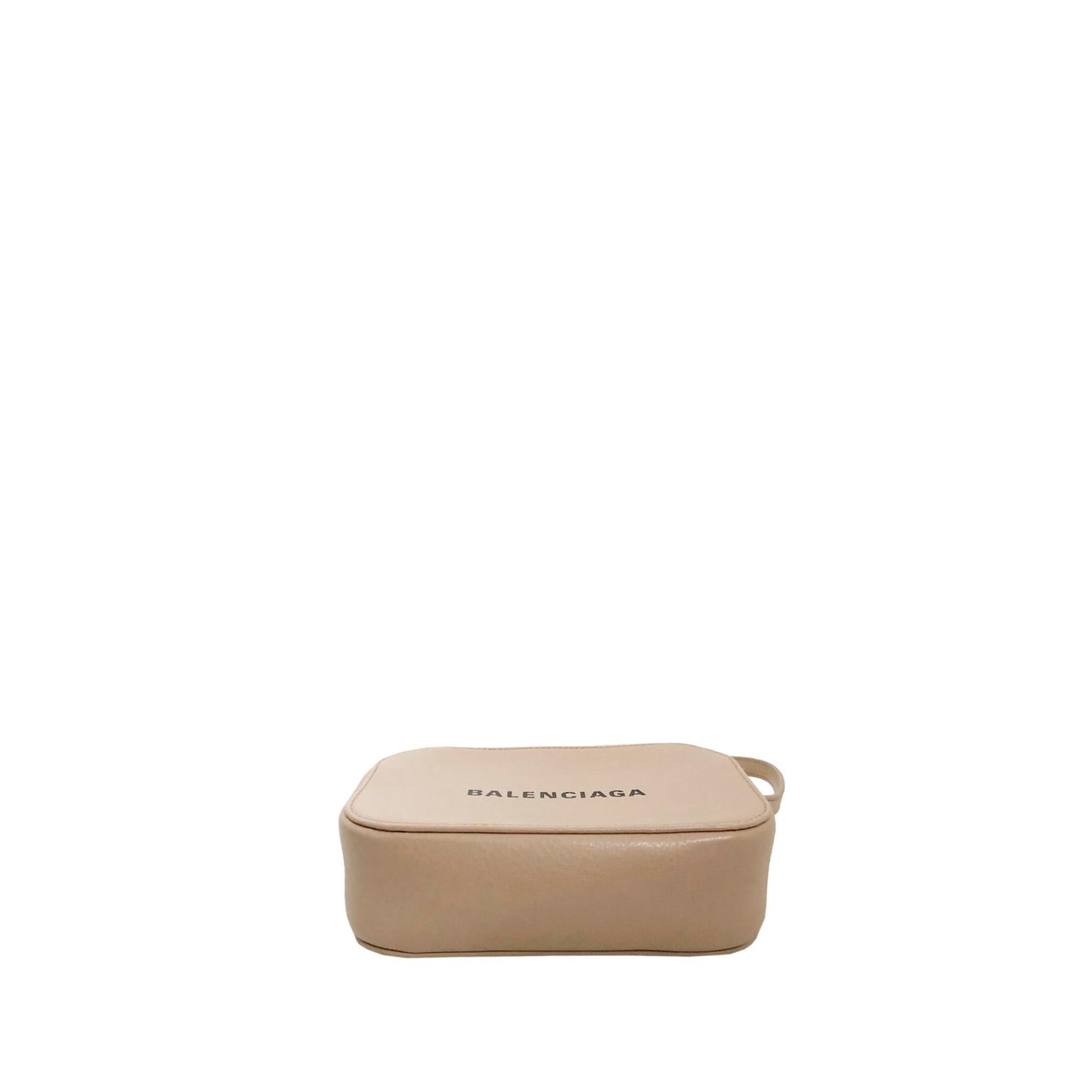 Luxury Balenciaga Everyday XS Camera Bag (SHG-HvZ7mI)