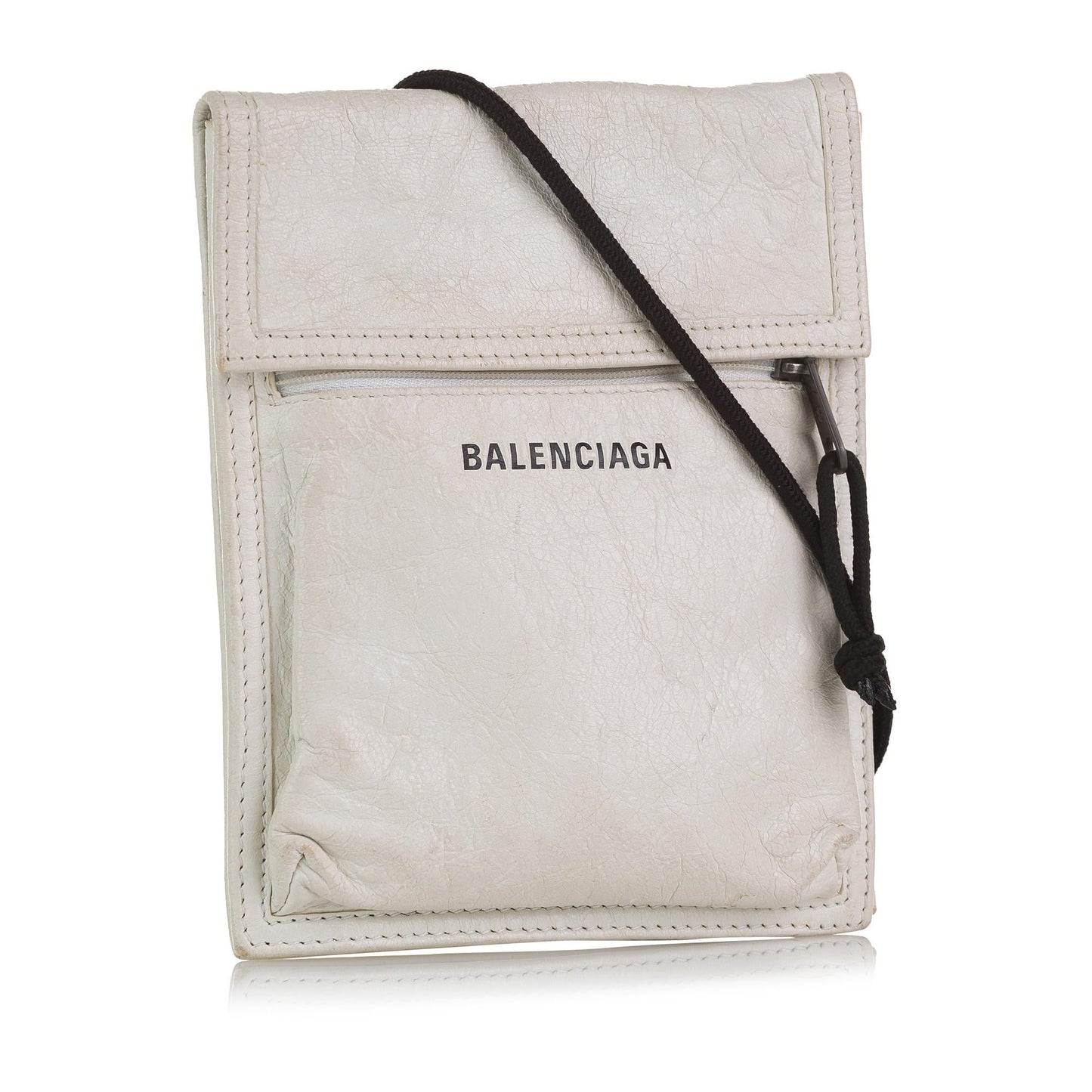 Luxury Balenciaga Explorer Pouch Leather Crossbody (SHG-DKXPVu)