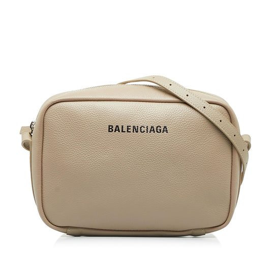 Luxury Balenciaga Medium Everyday Camera Bag (SHG-JDZMjW)
