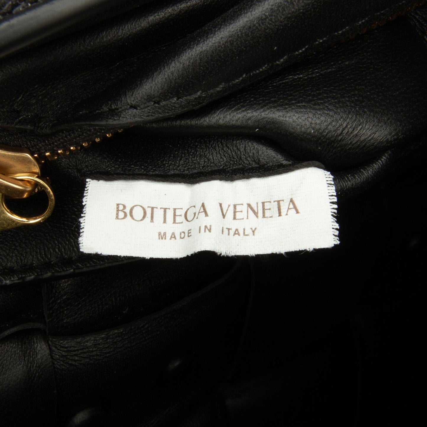Luxury Bottega Veneta Intrecciato Padded Chain Cassette (SHG-MLGNZm)