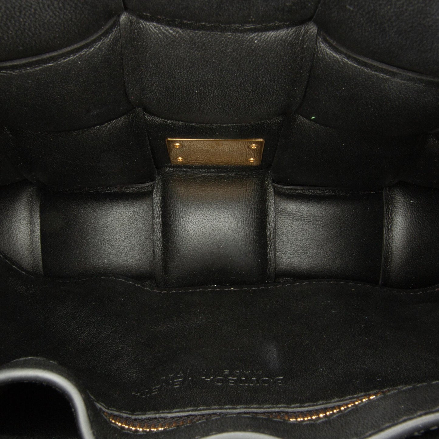 Luxury Bottega Veneta Intrecciato Padded Chain Cassette (SHG-MLGNZm)