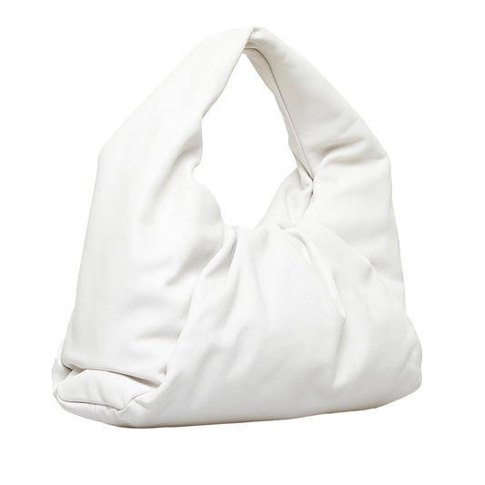 Luxury Bottega Veneta Medium The Shoulder Pouch (SHG-CPPnWy)