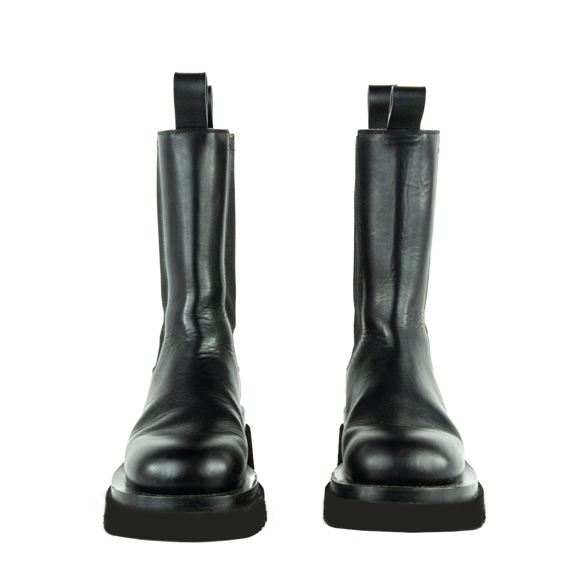 Luxury Bottega Veneta Black Calfskin The Lug Chelsea Boots Size US 8 | EU 38