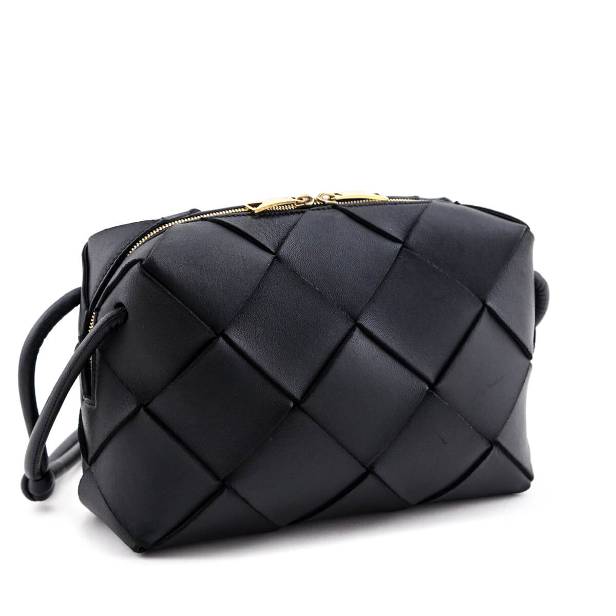 Luxury Bottega Veneta Black Lambskin Maxi Intreccio Small Cassette Camera Bag