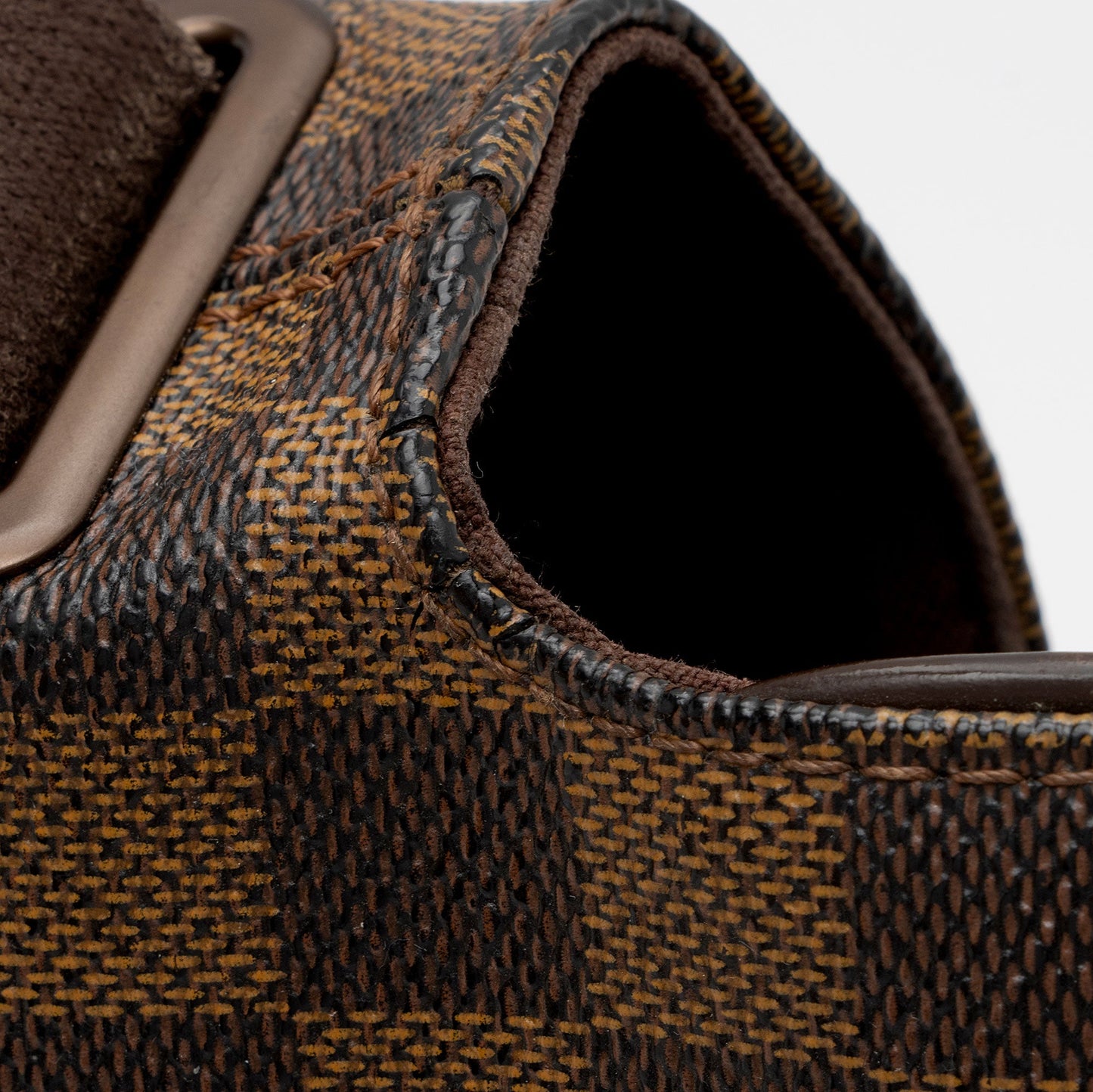 Louis Vuitton Damier Ebene Brooklyn PM Messenger (SHF-4CSmsb)