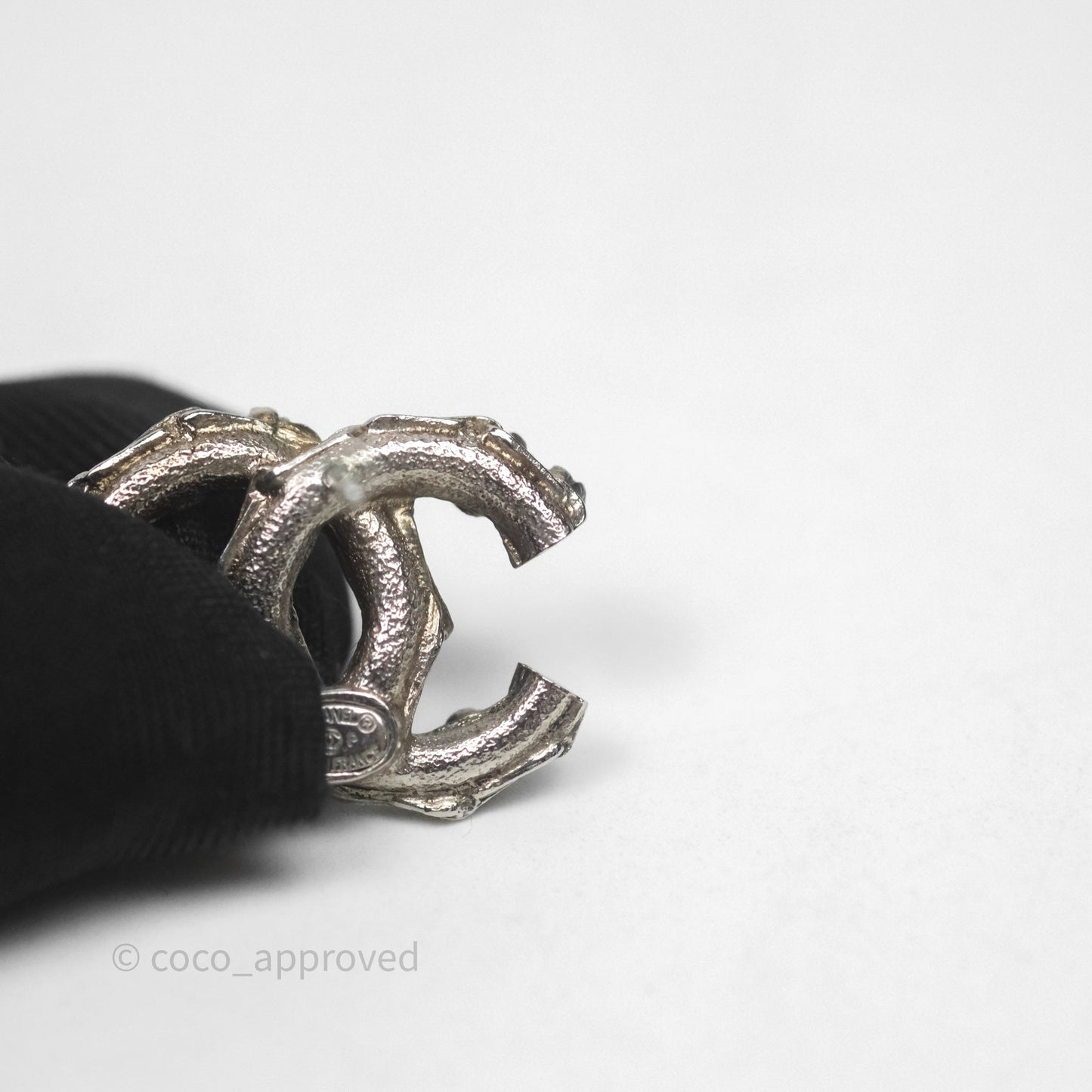 Chanel CC Pearl Earrings Ruthenium Tone 14P