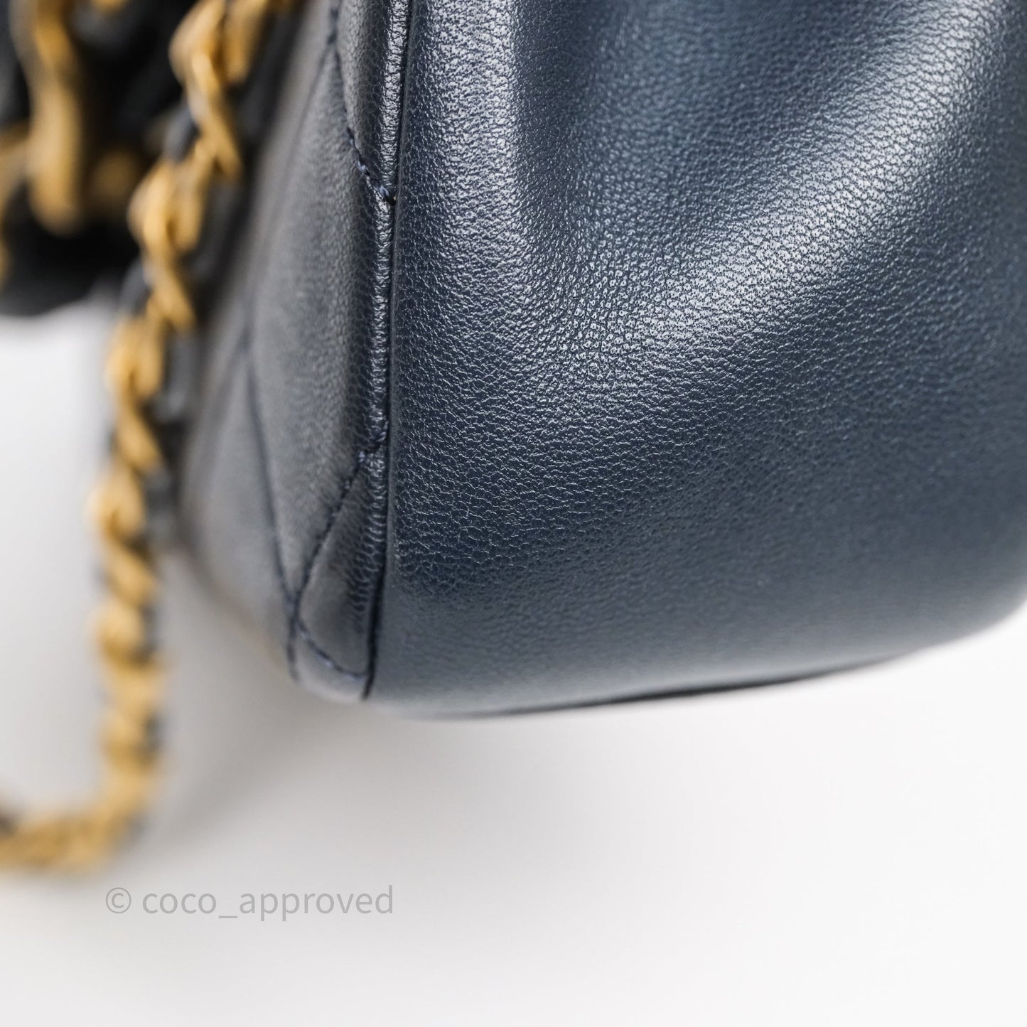 Chanel Quilted Entwined Chain Bag Navy Lambskin Aged Gold Hardware 21P
