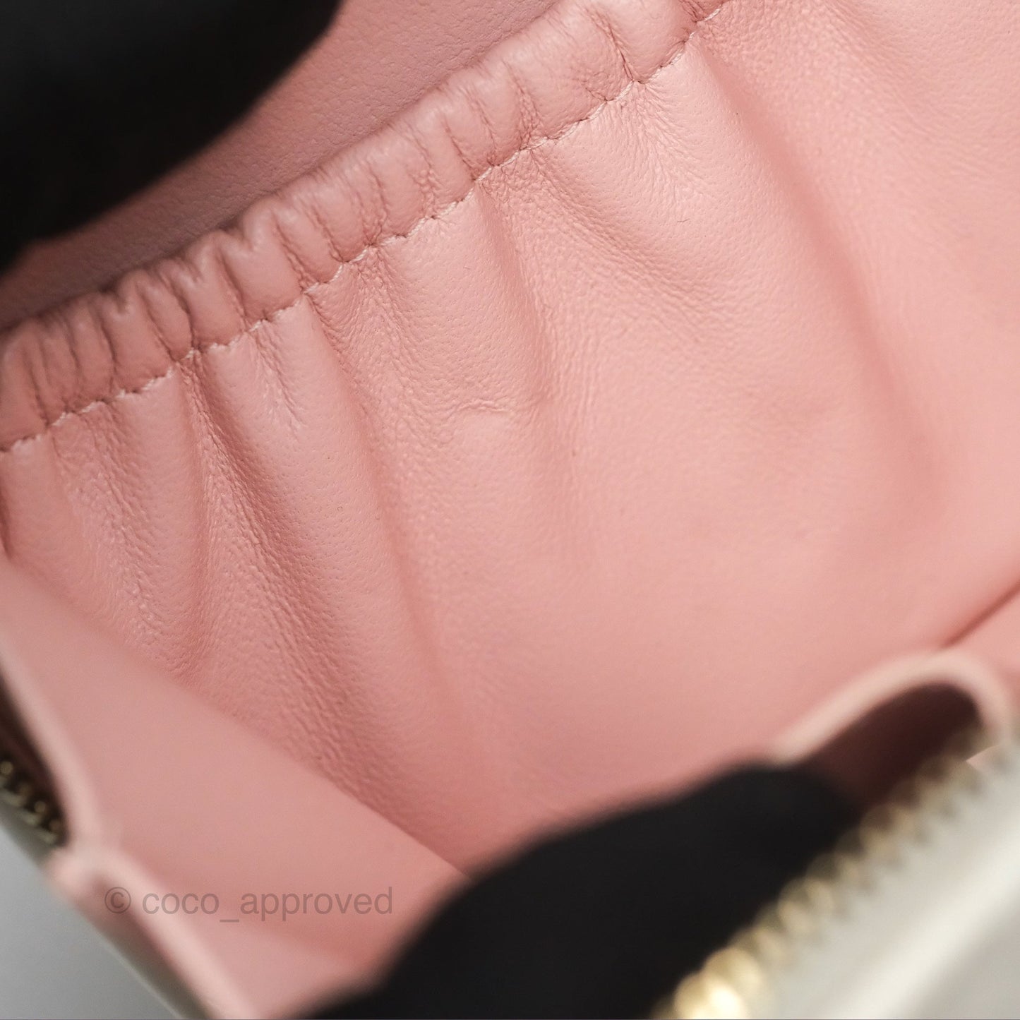 Chanel Top Handle Quilted Vanity Case White Shiny Lambskin Good Hardware