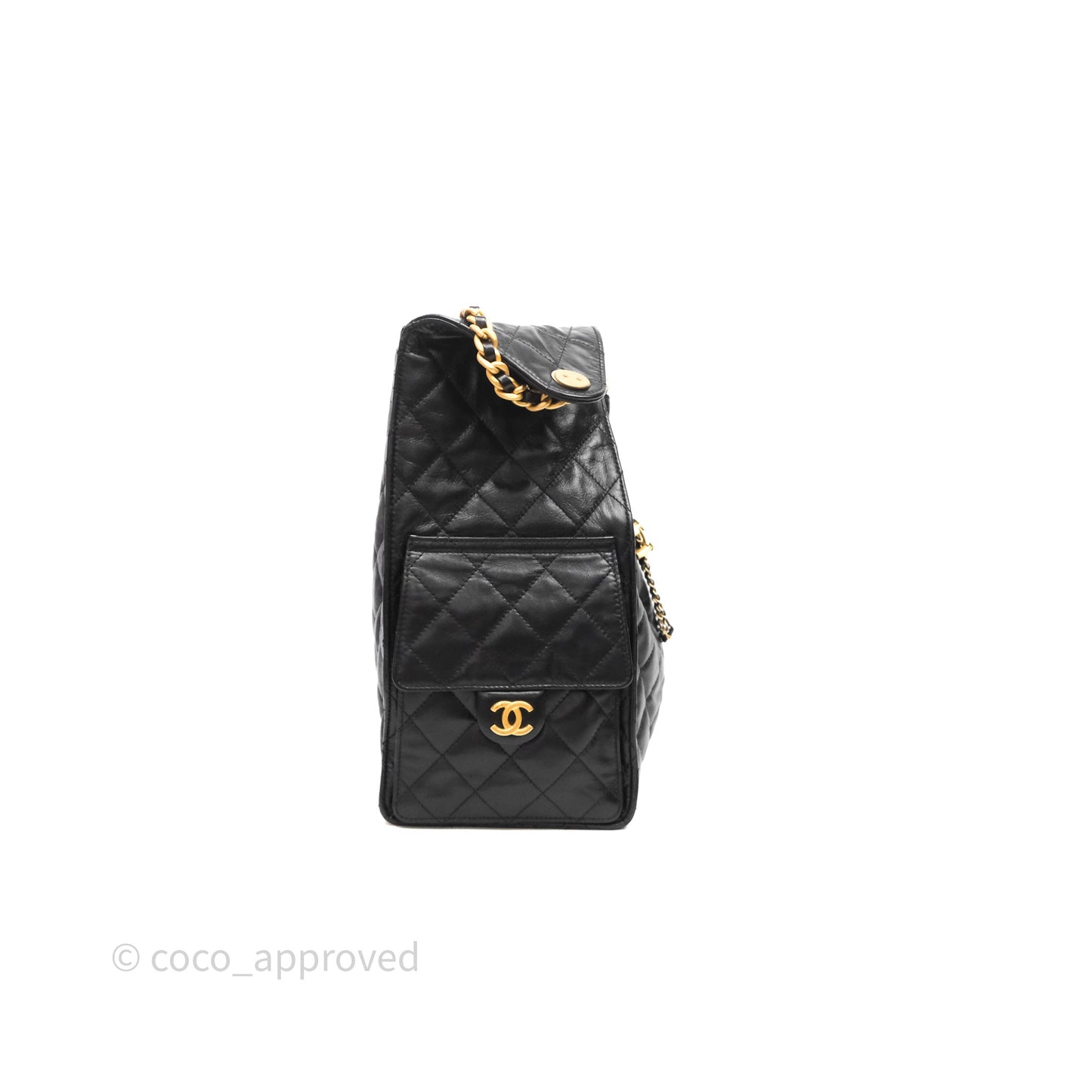 Chanel 25 Medium Black Crumpled Calfskin Aged Gold Hardware
