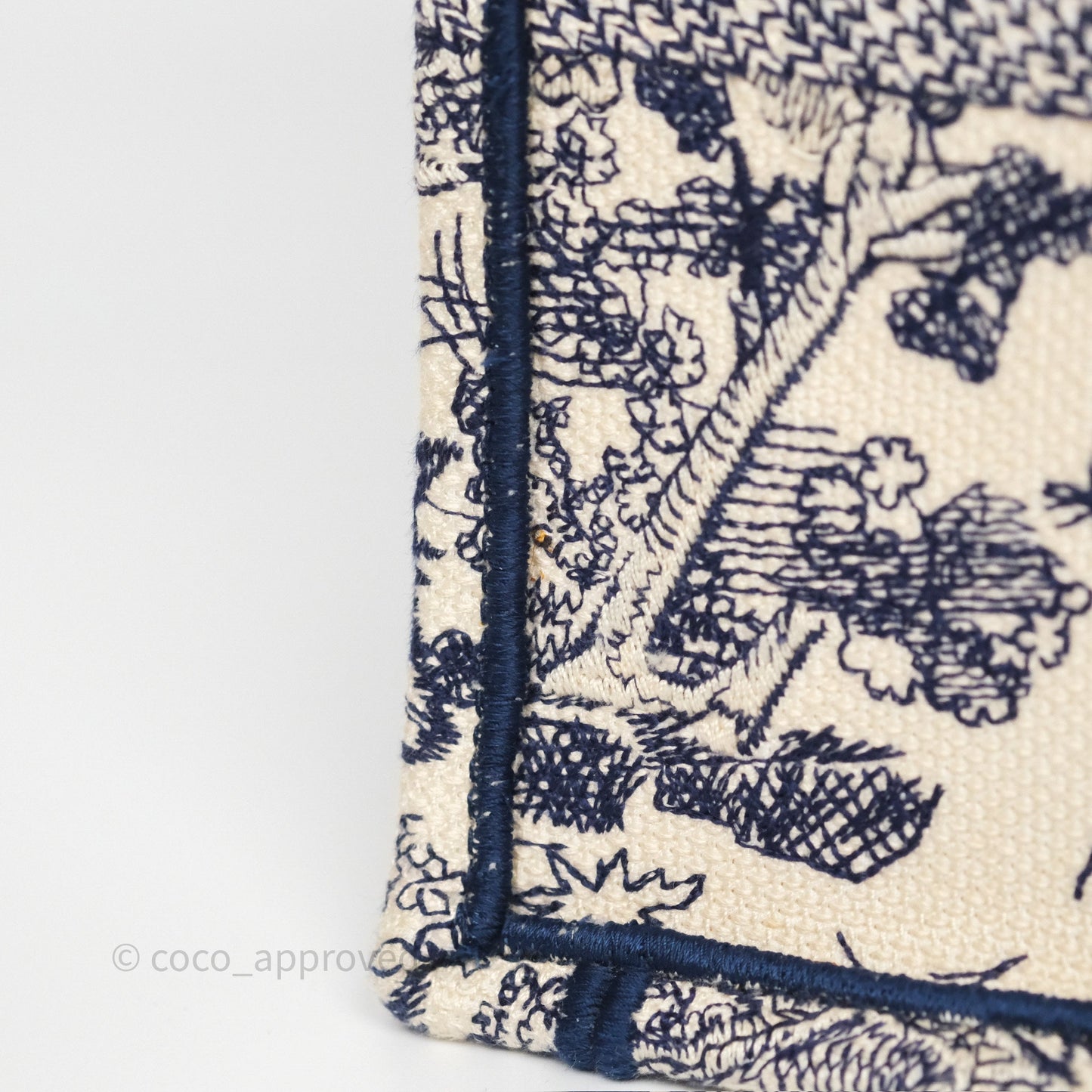 Dior Medium Book Tote White/Blue Toile De Jouy Embroidered Canvas