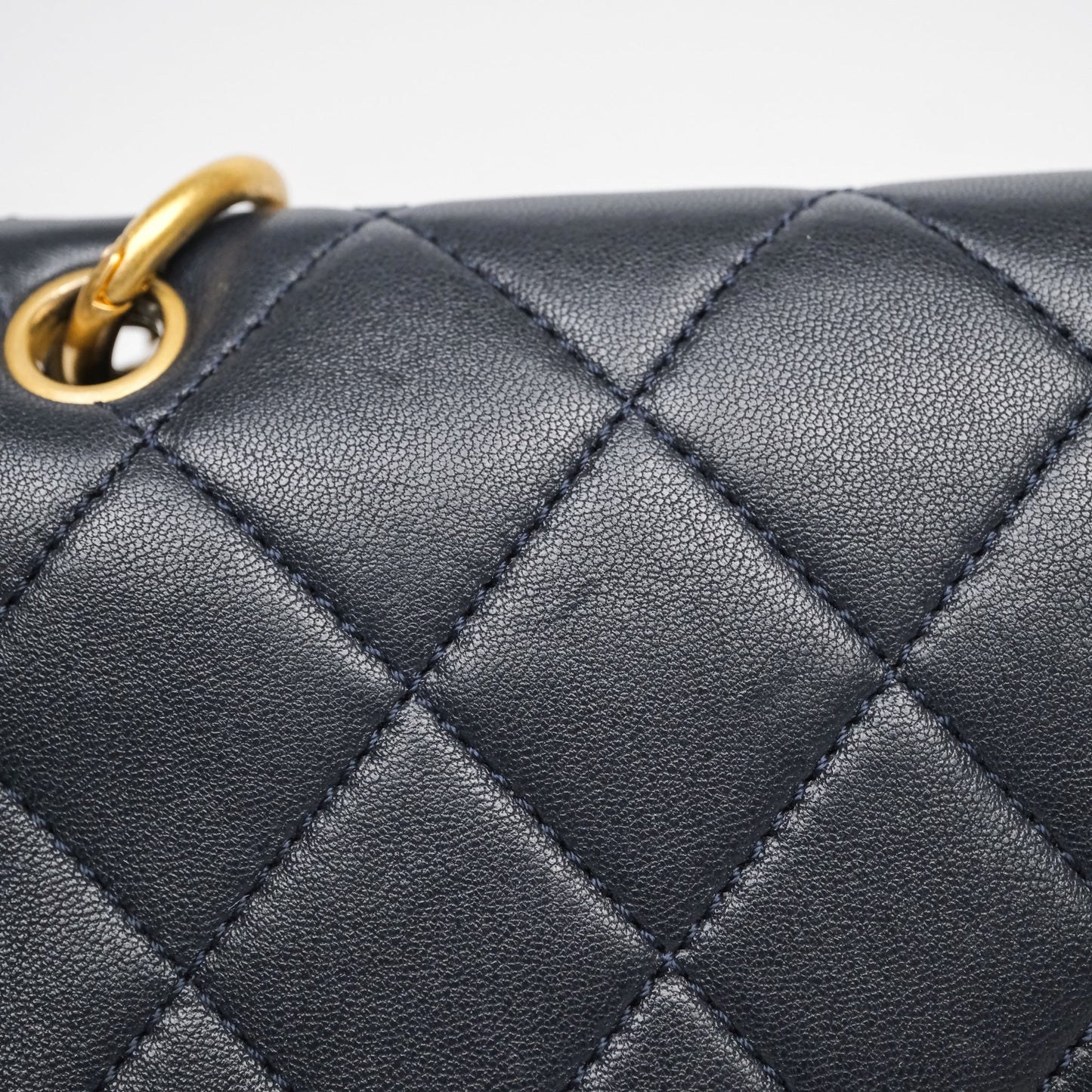 Chanel Quilted Entwined Chain Bag Navy Lambskin Aged Gold Hardware 21P