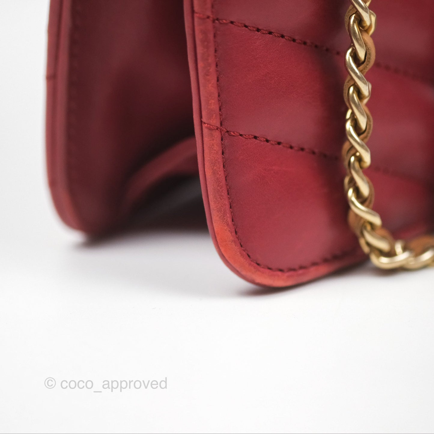 Chanel Chevron Shoulder Bag Red Calfskin Aged Gold Hardware