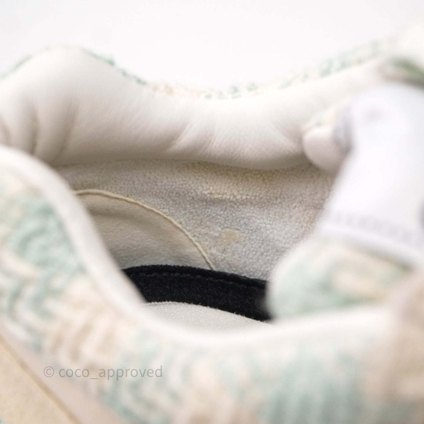 Chanel CC Sneakers Beige/ Blue Tweed Size 39