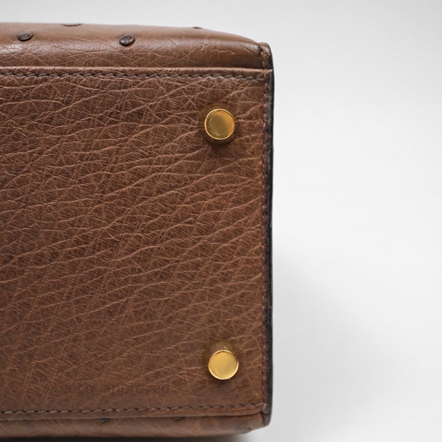 Hermès Kelly 28 Chocolate Ostrish Sellier Gold Hardware