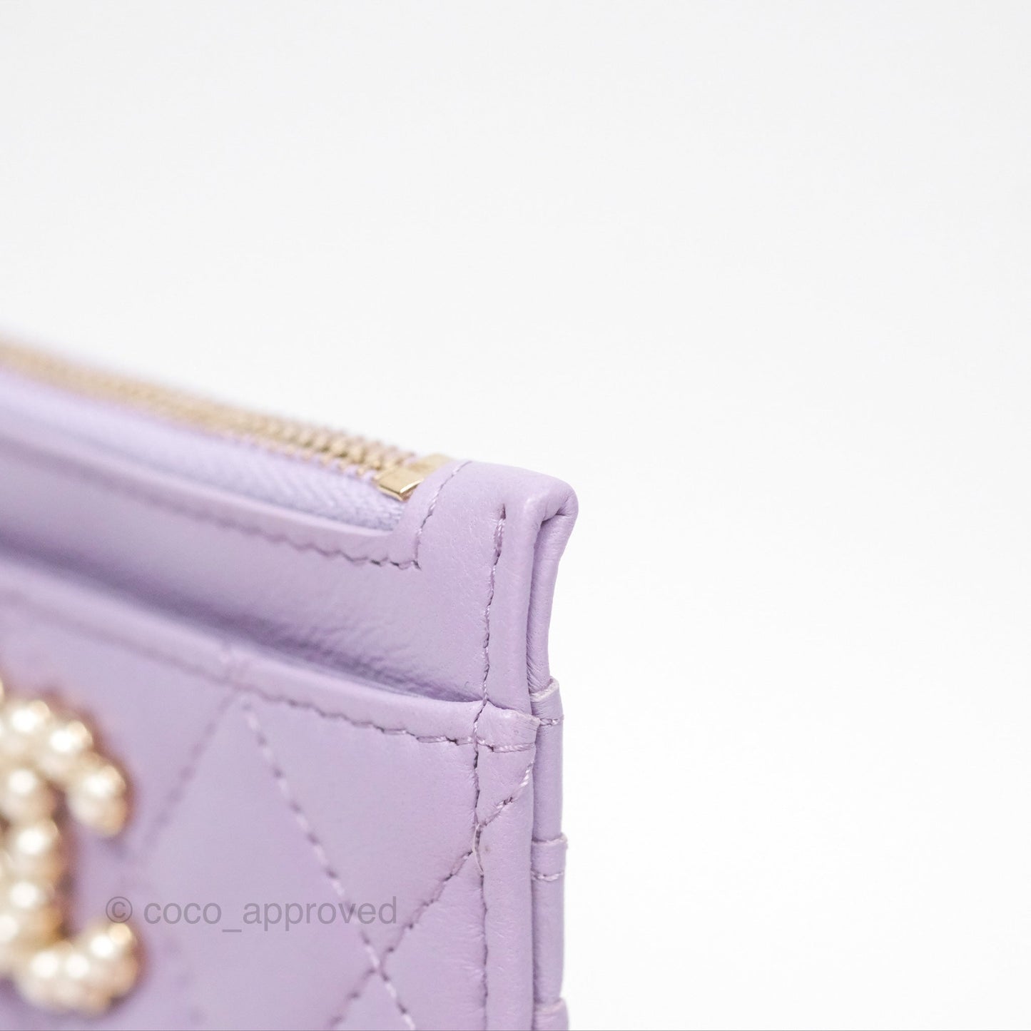 Chanel Pearl CC Zipped Card Holder Lilac Lambskin Gold Hardware 24P