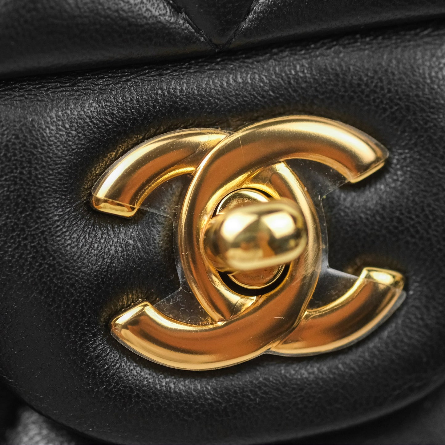 Chanel Classic M/L Medium Flap Quilted Black Lambskin Gold Hardware