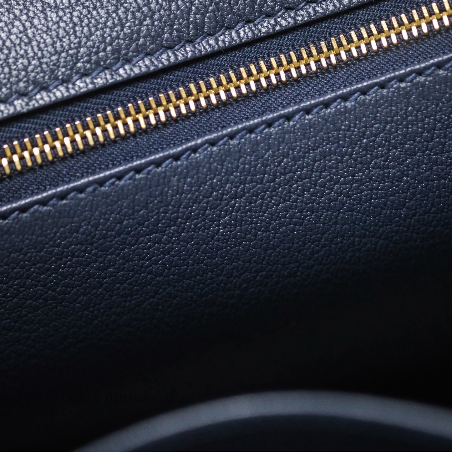 Hermès Birkin 30 Retourne Bleu Nuit 2Z Togo Gold Hardware