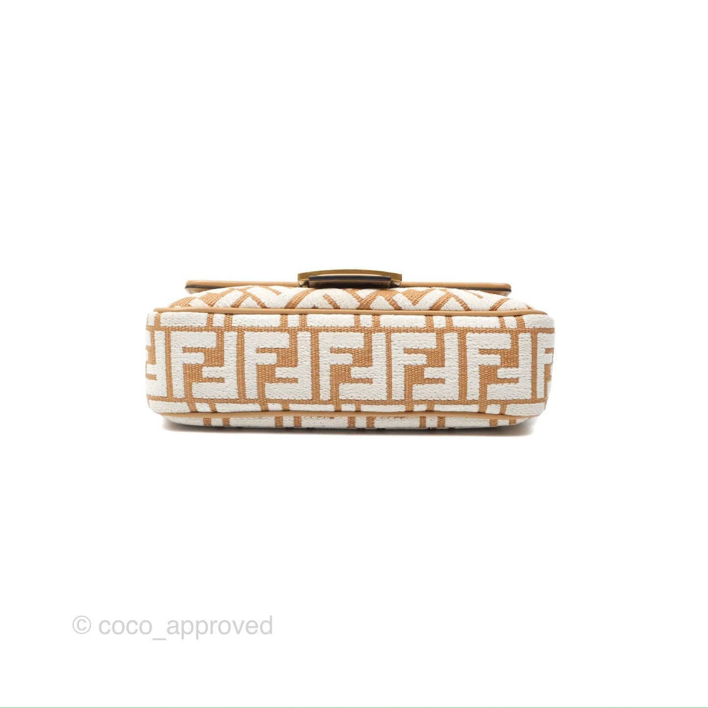 Fendi Baguette Chain Midi Bag Raffia