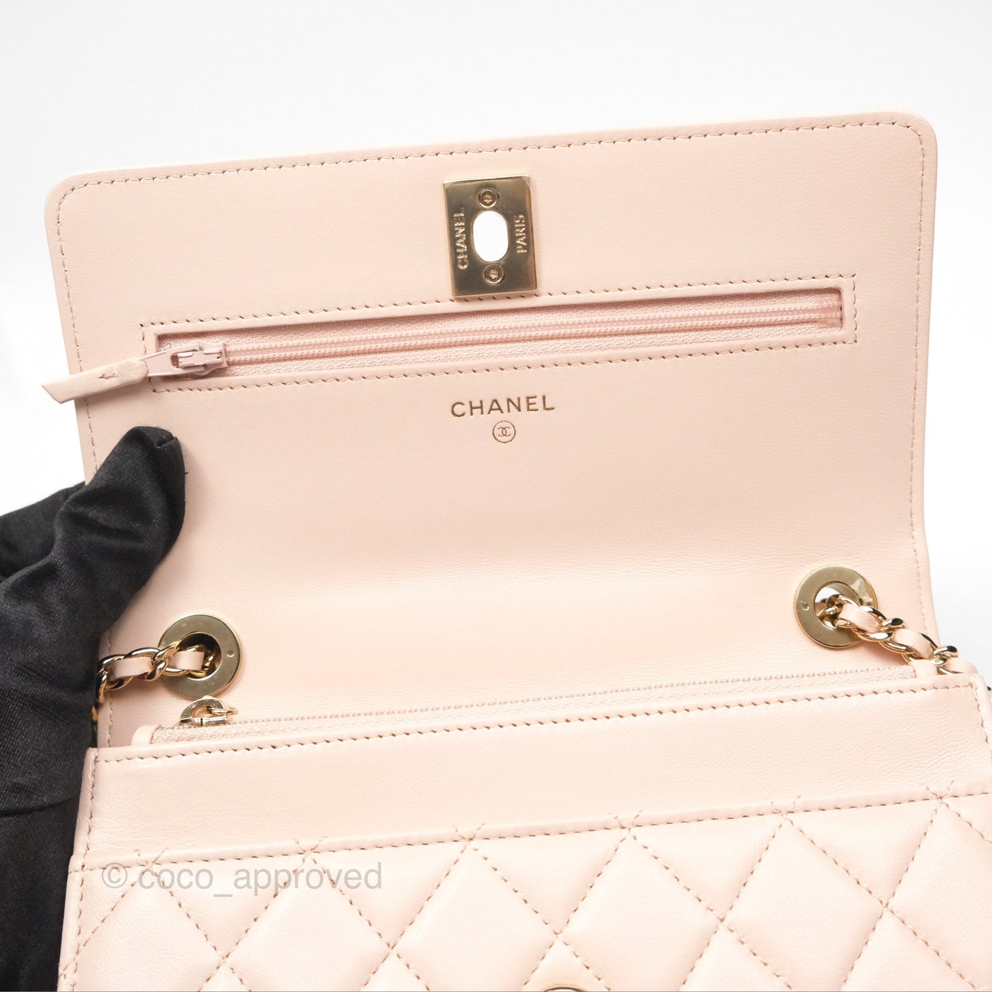 Chanel Trendy CC WOC Quilted Light Pink Lambskin Gold Hardware