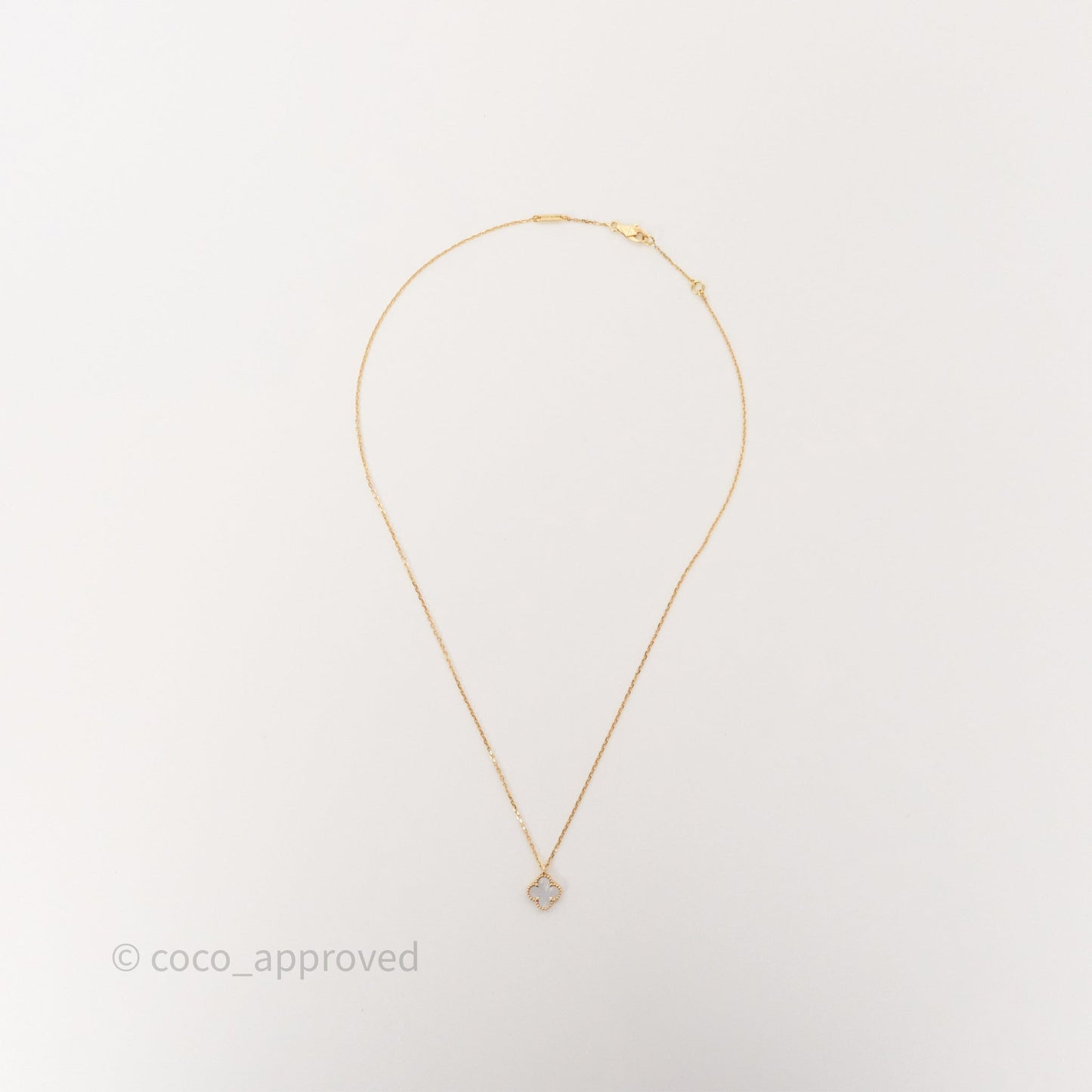 Van Cleef & Arpels Sweet Alhambra Pendant Necklace White Mother-of-pearl Yellow Gold