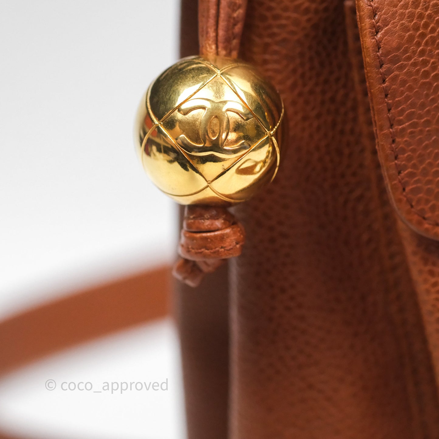 Chanel Vintage Tote Caramel Caviar 24K Gold Hardware