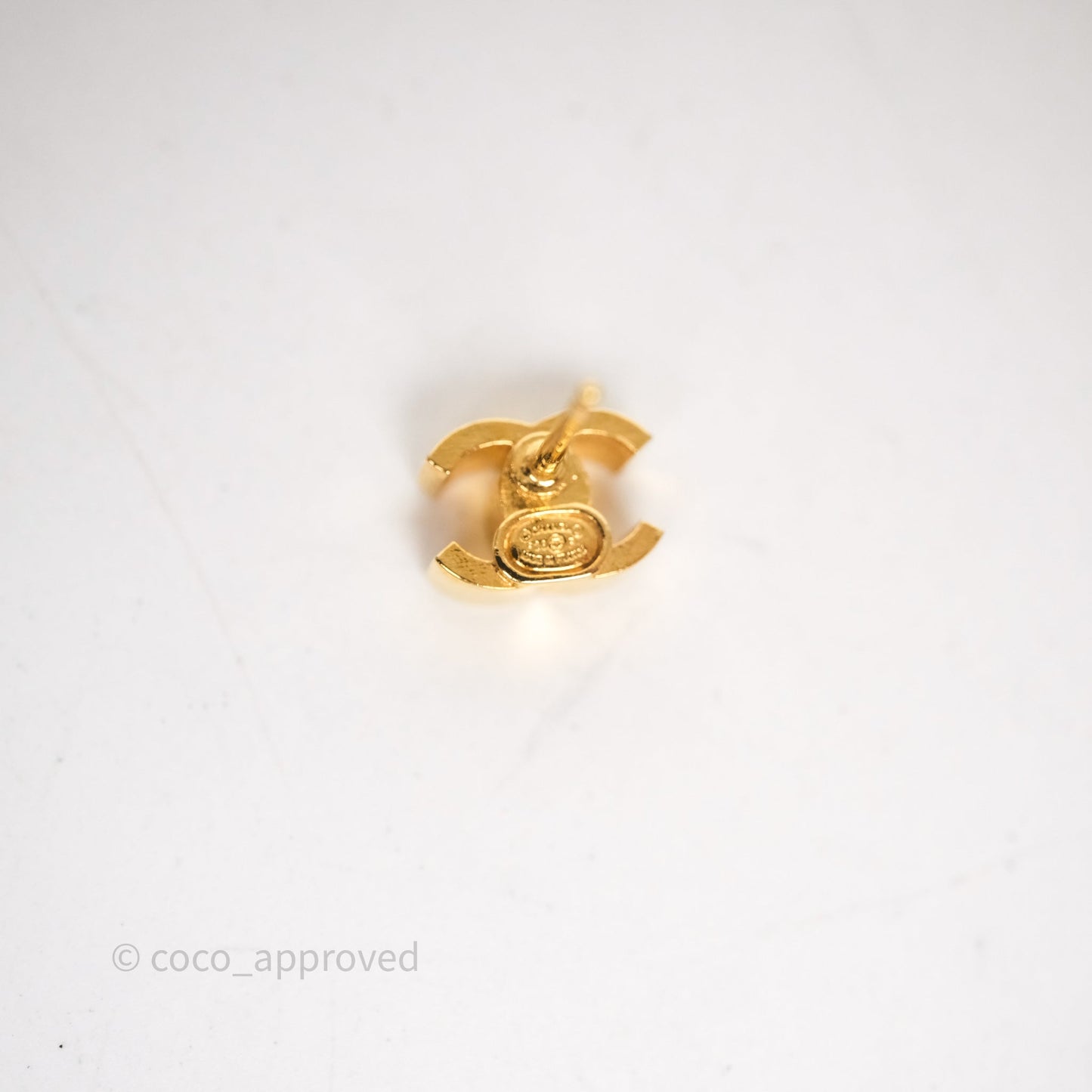 Chanel CC Earrings Gold Tone 26P