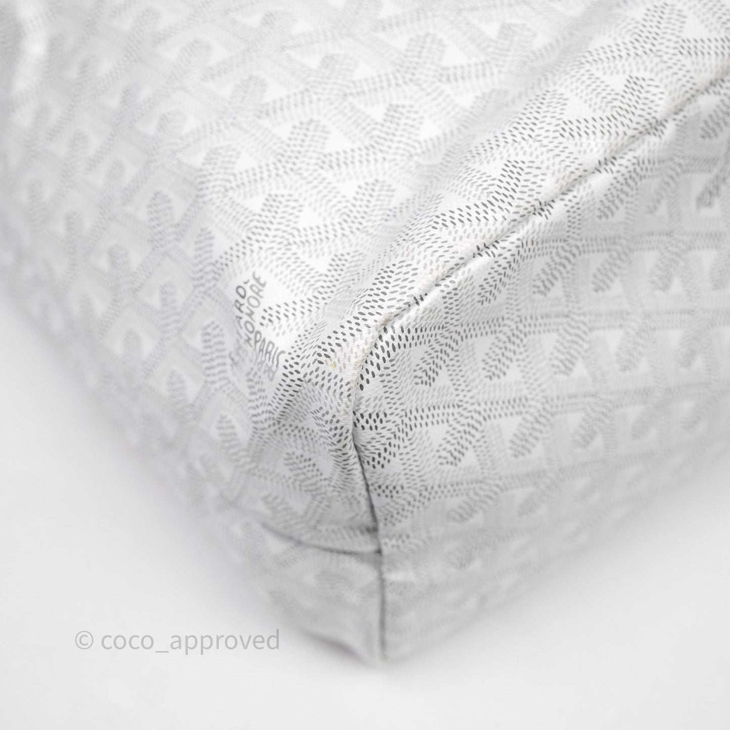 Goyard Bohème Hobo Bag PM White Goyardine Canvas