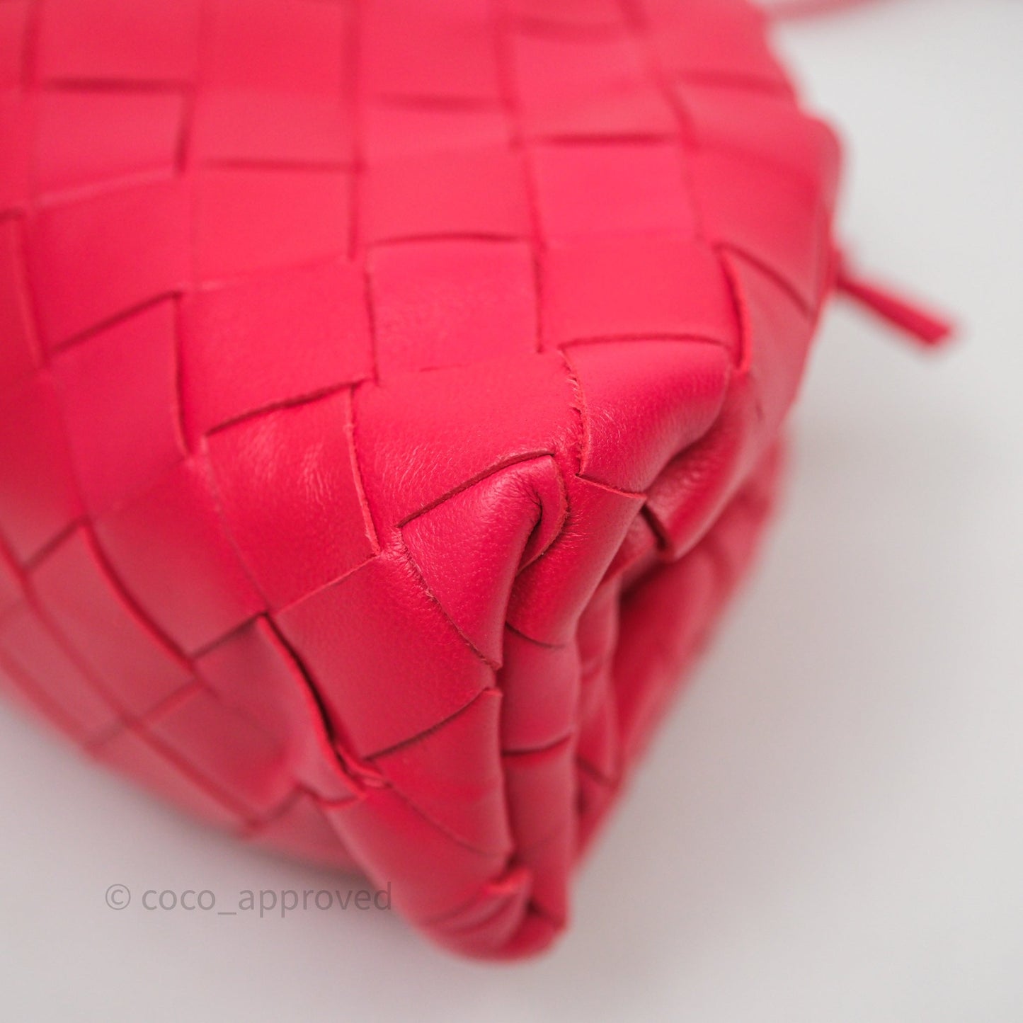 Bottega Veneta Mini Pouch Red Intrecciato Lambskin