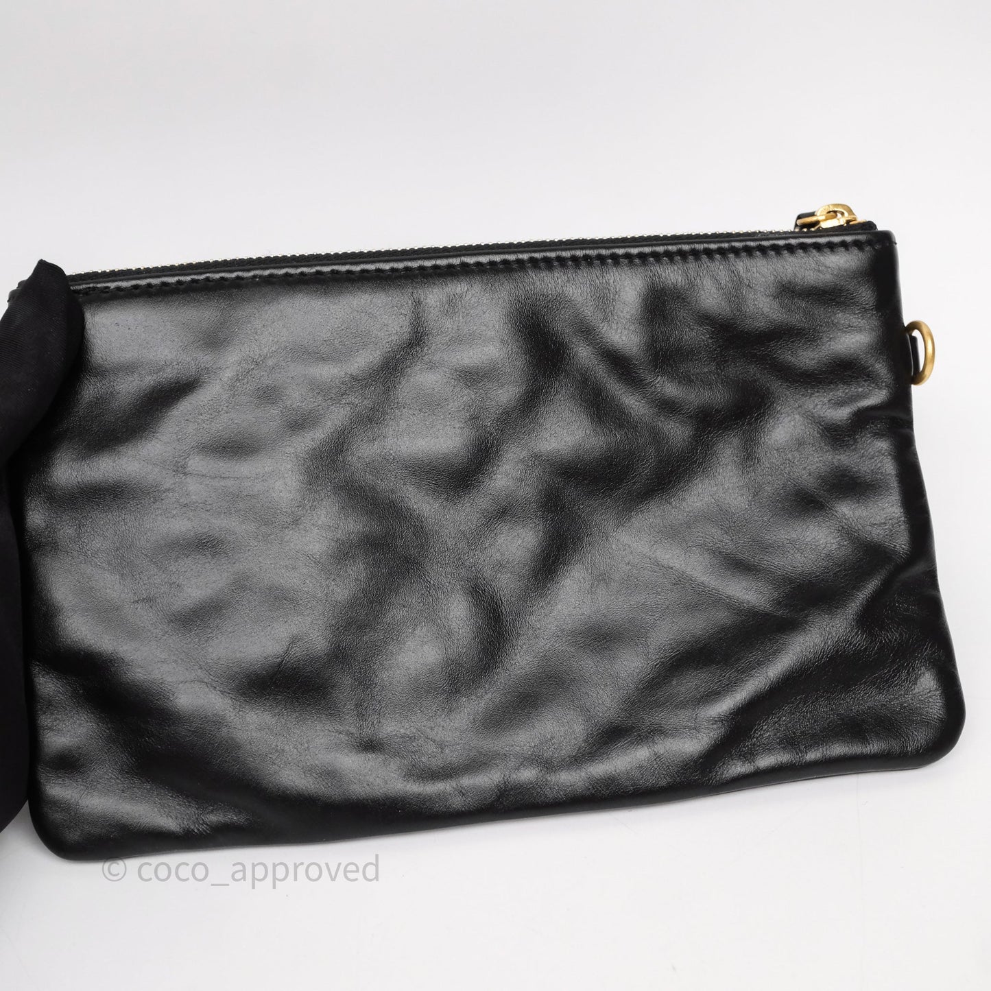 Chanel 22 Bag Medium Black Calfskin Aged Gold Hardware