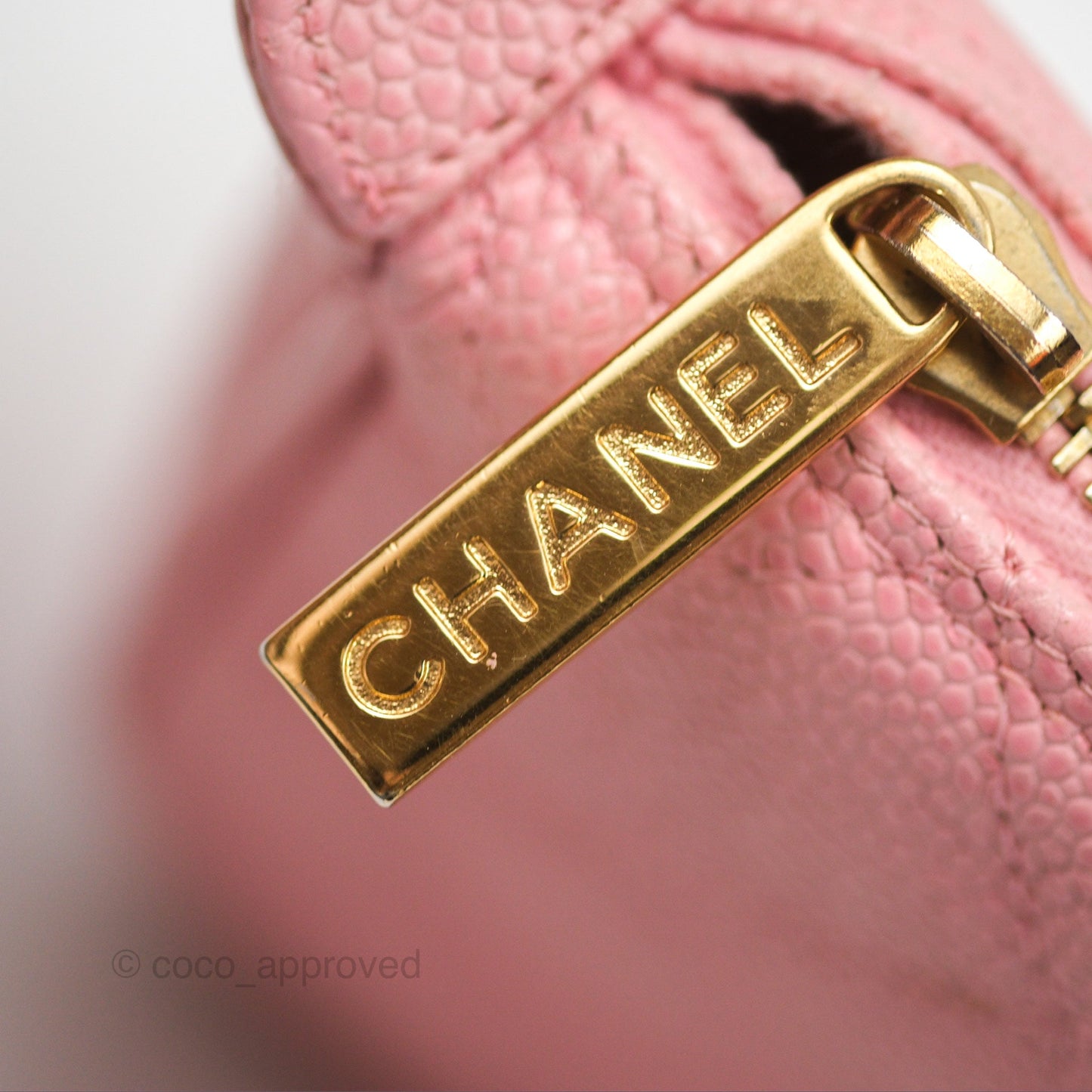 Chanel Vintage CC Quilted Shoulder Bag Pink Caviar Gold Hardware