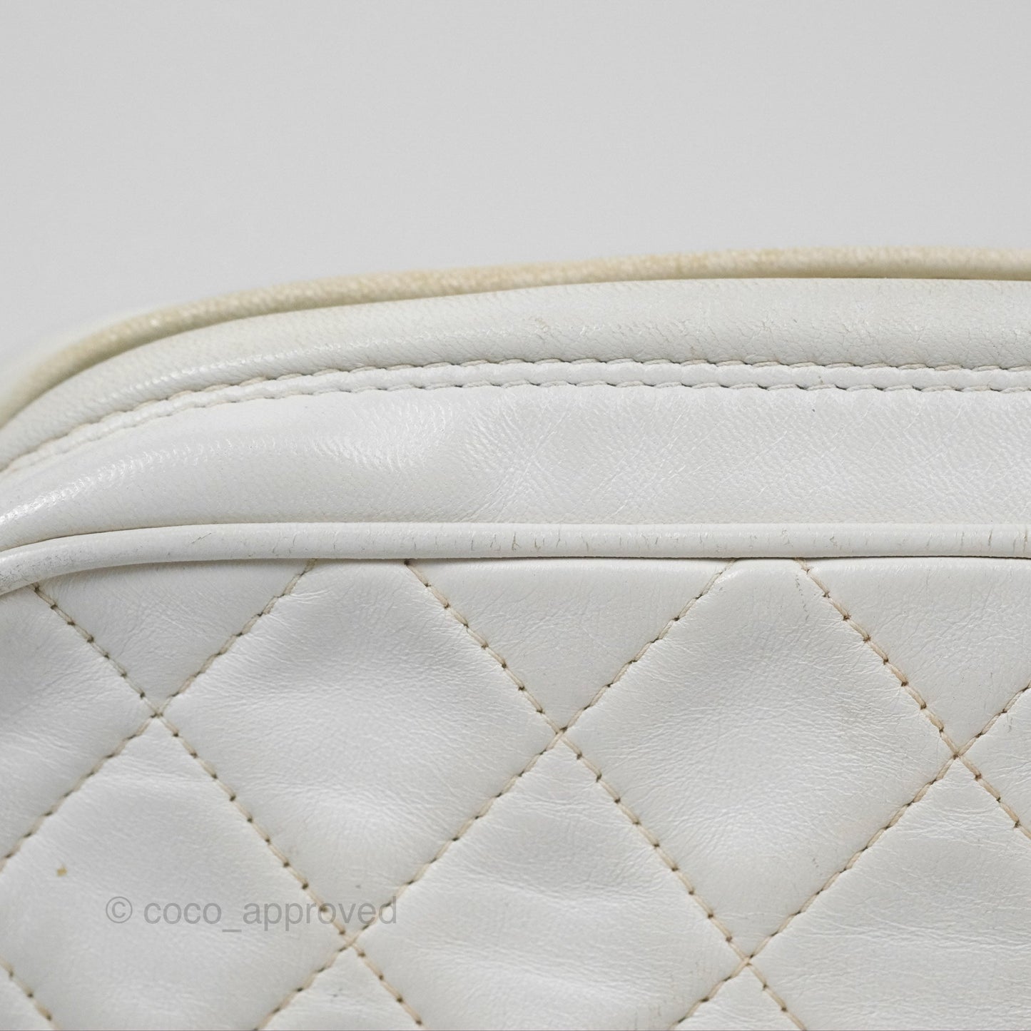 Chanel Vintage Small Camera Bag White Lambskin Gold Hardware