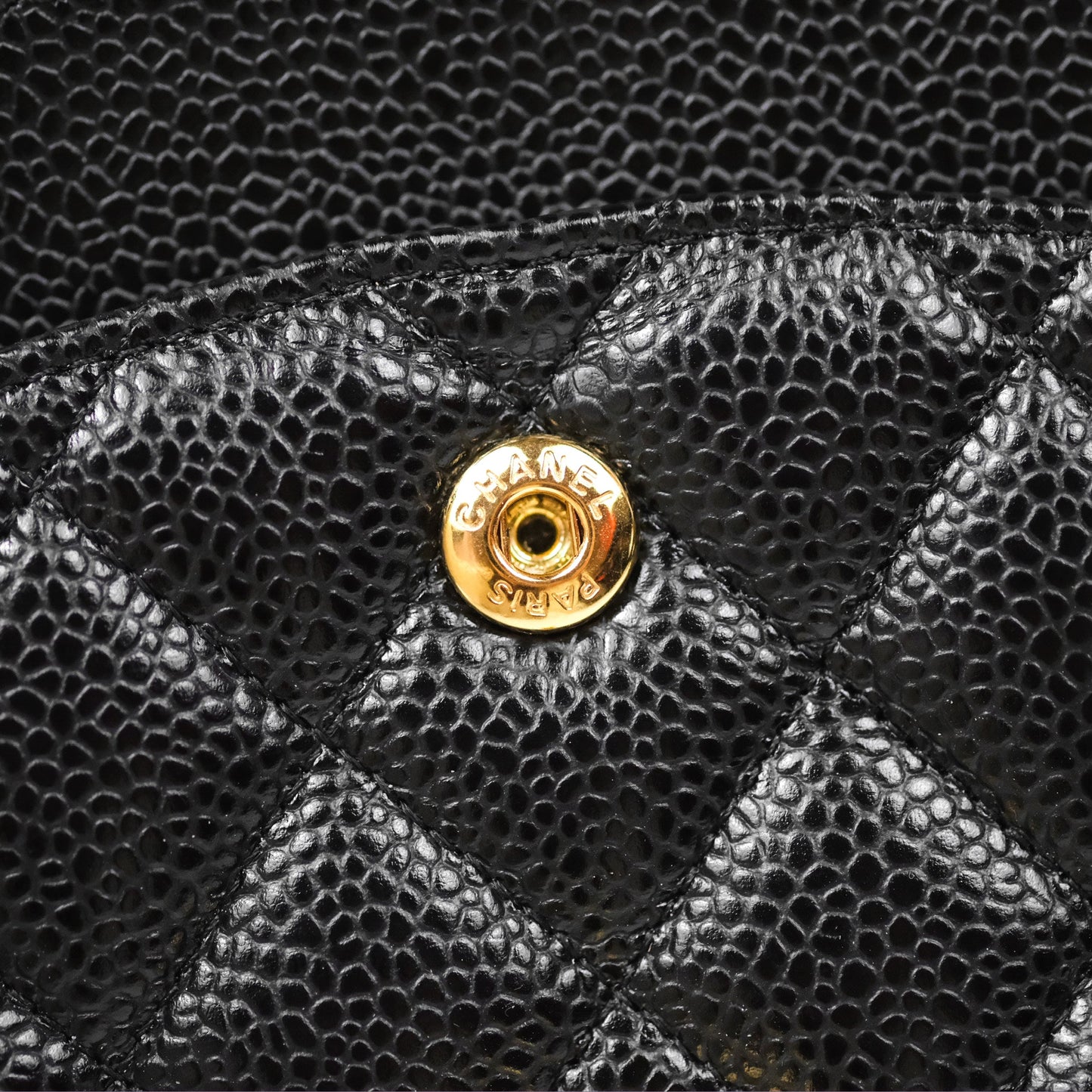 Chanel Classic M/L Medium Flap Quilted Black Caviar Gold Hardware