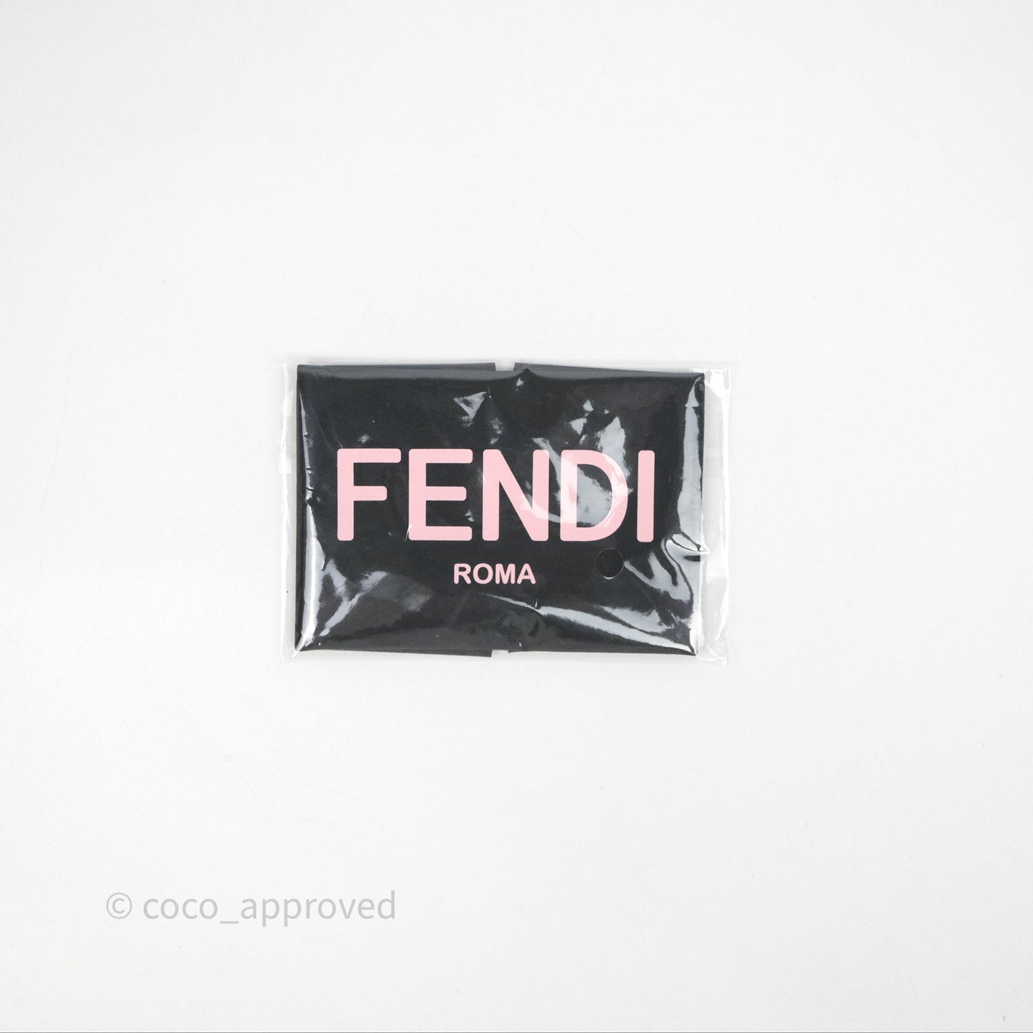 Fendi Fendi Logo Black Sunglasses Gold Tone