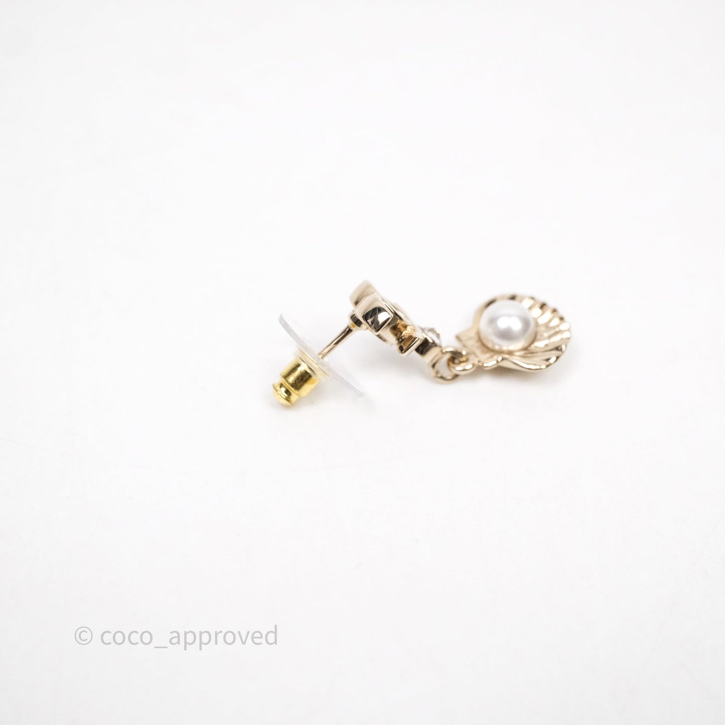 Chanel CC Crystals Shell Fish Drop Earrings Gold Tone 25C
