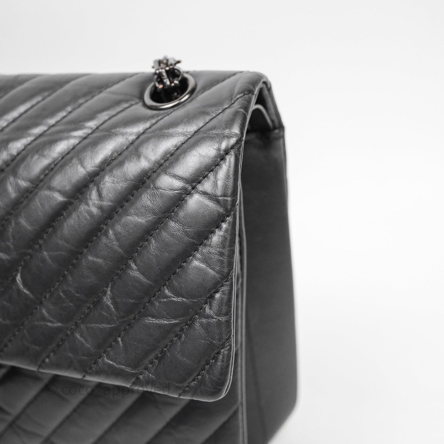 Chanel Reissue Medium 226 Chevron Aged Calfskin So Black