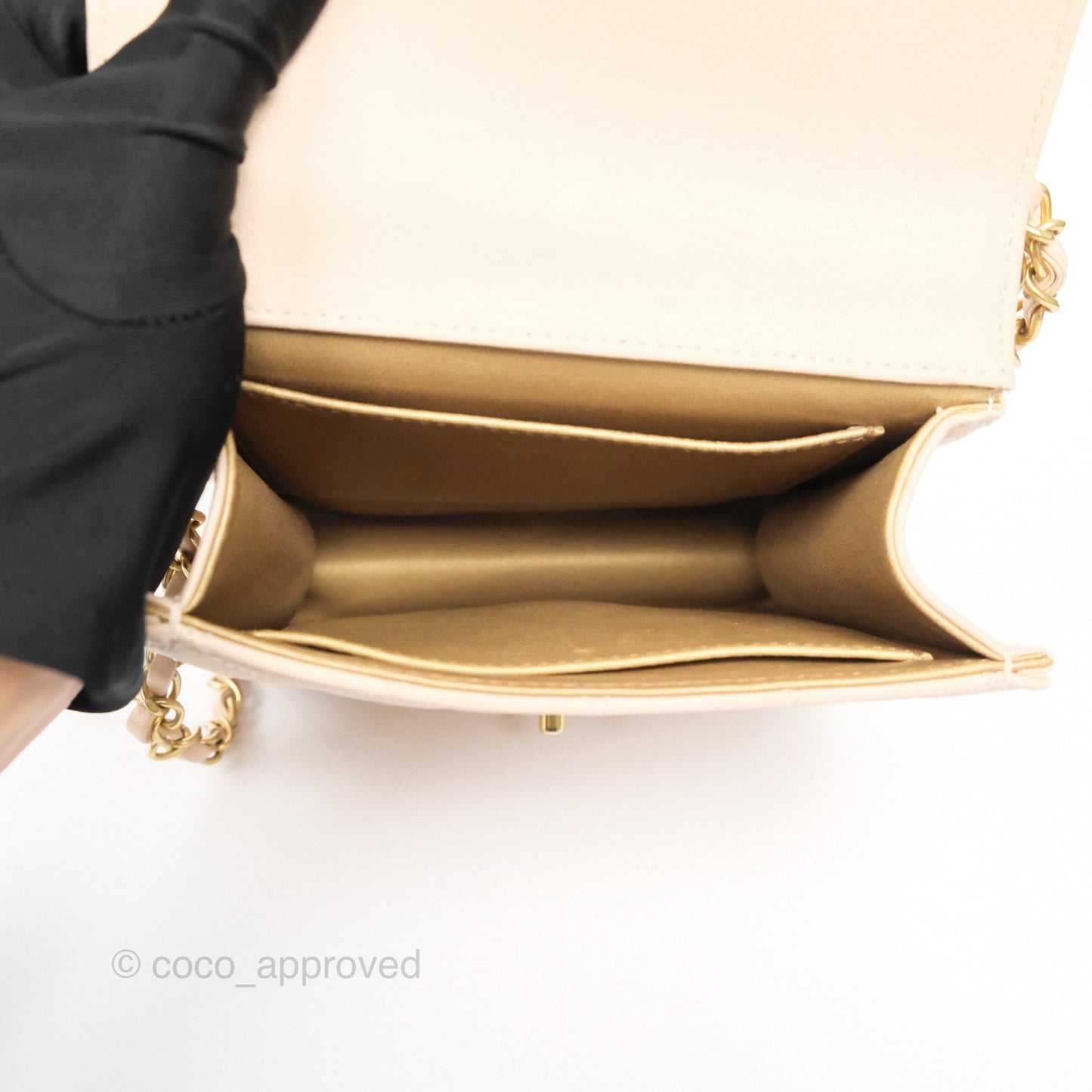 Chanel Quilted Chic Pearls Flap Beige Pink Goatskin Aged Gold Hardware