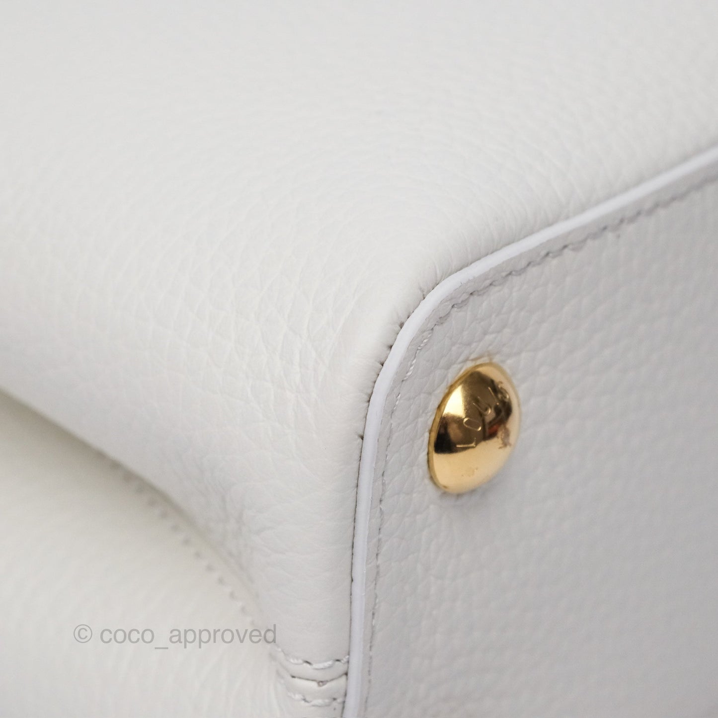 Louis Vuitton Taurillon Capucines BB Snow