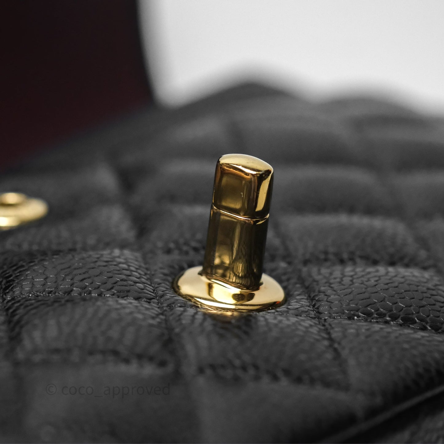 Chanel Classic M/L Medium Flap Quilted Black Caviar Gold Hardware