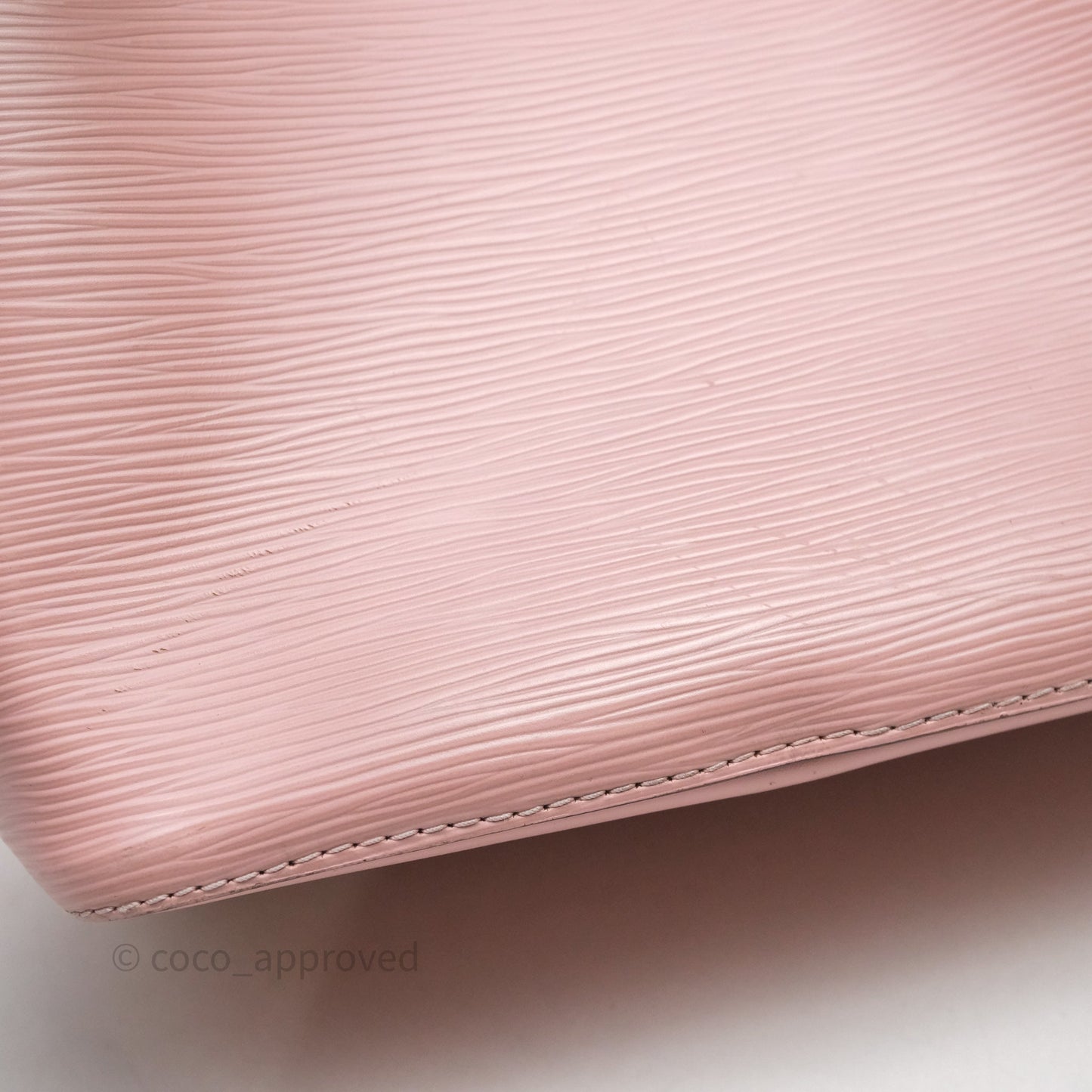 Louis Vuitton Neonoe MM Pink Epi