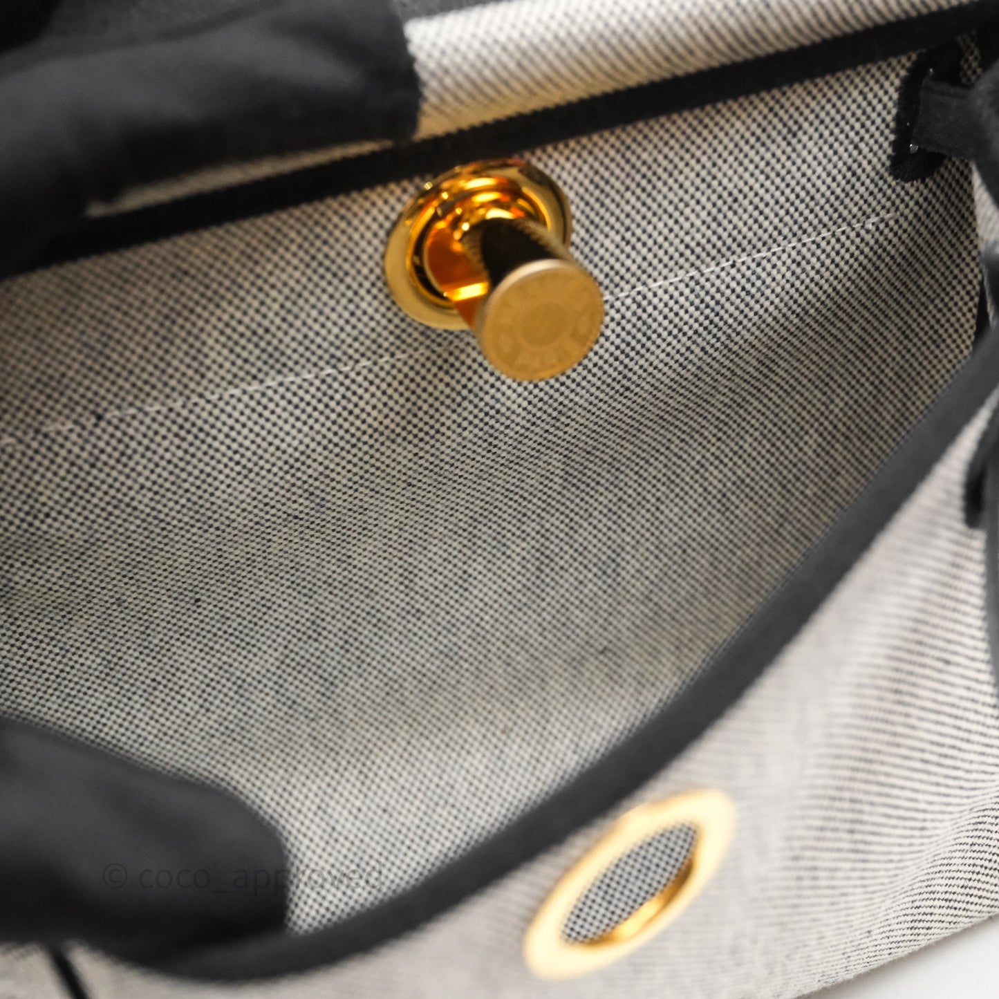 Hermès Herbag Zip 20 Mini Ecru-Noir Canvas Gold Hardware