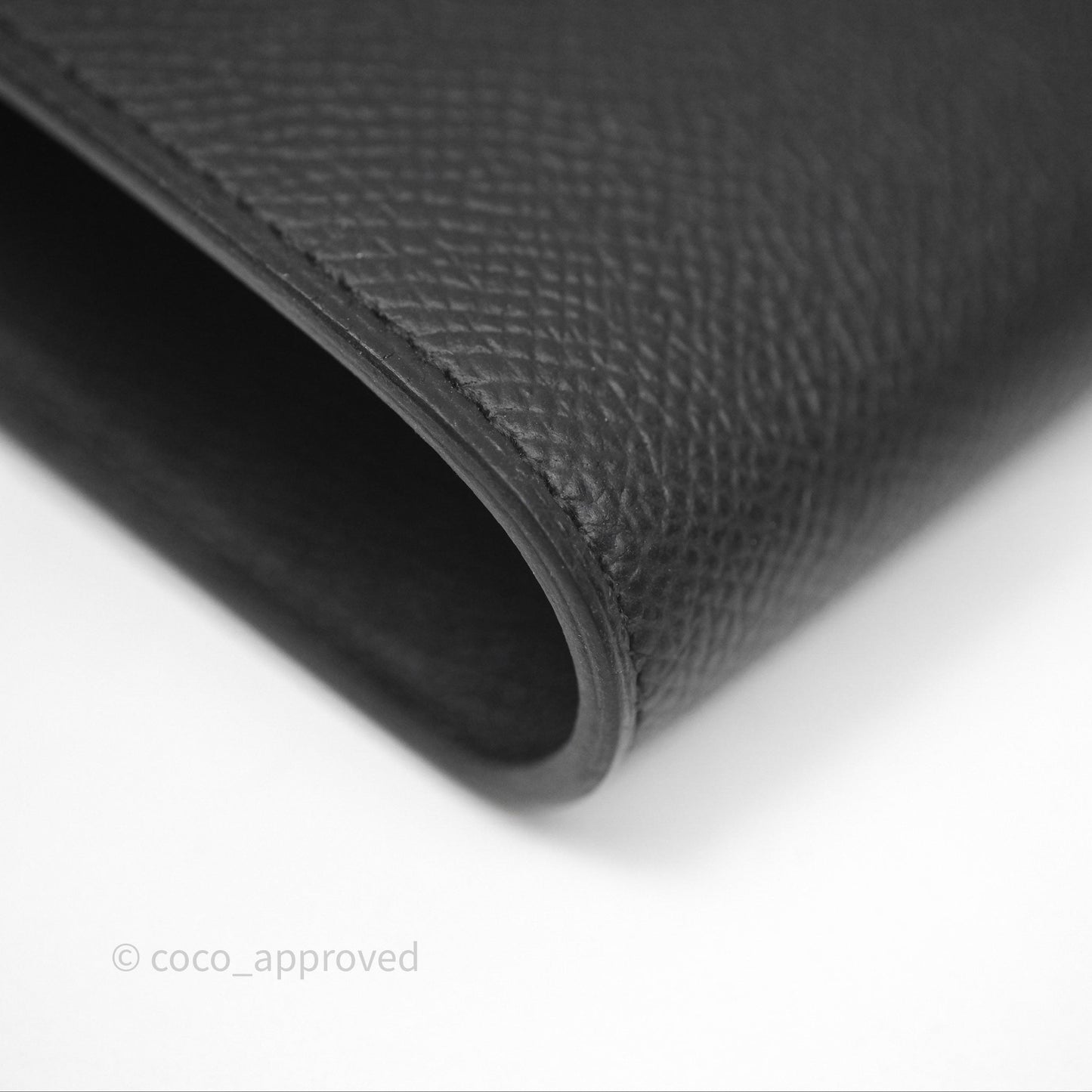 Hermès Kelly To Go Wallet Noir 89 Epsom Gold Hardware