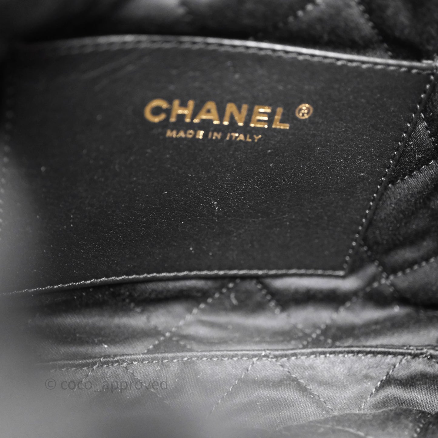 Chanel 22 Mini Bag Black Crumpled Calfskin