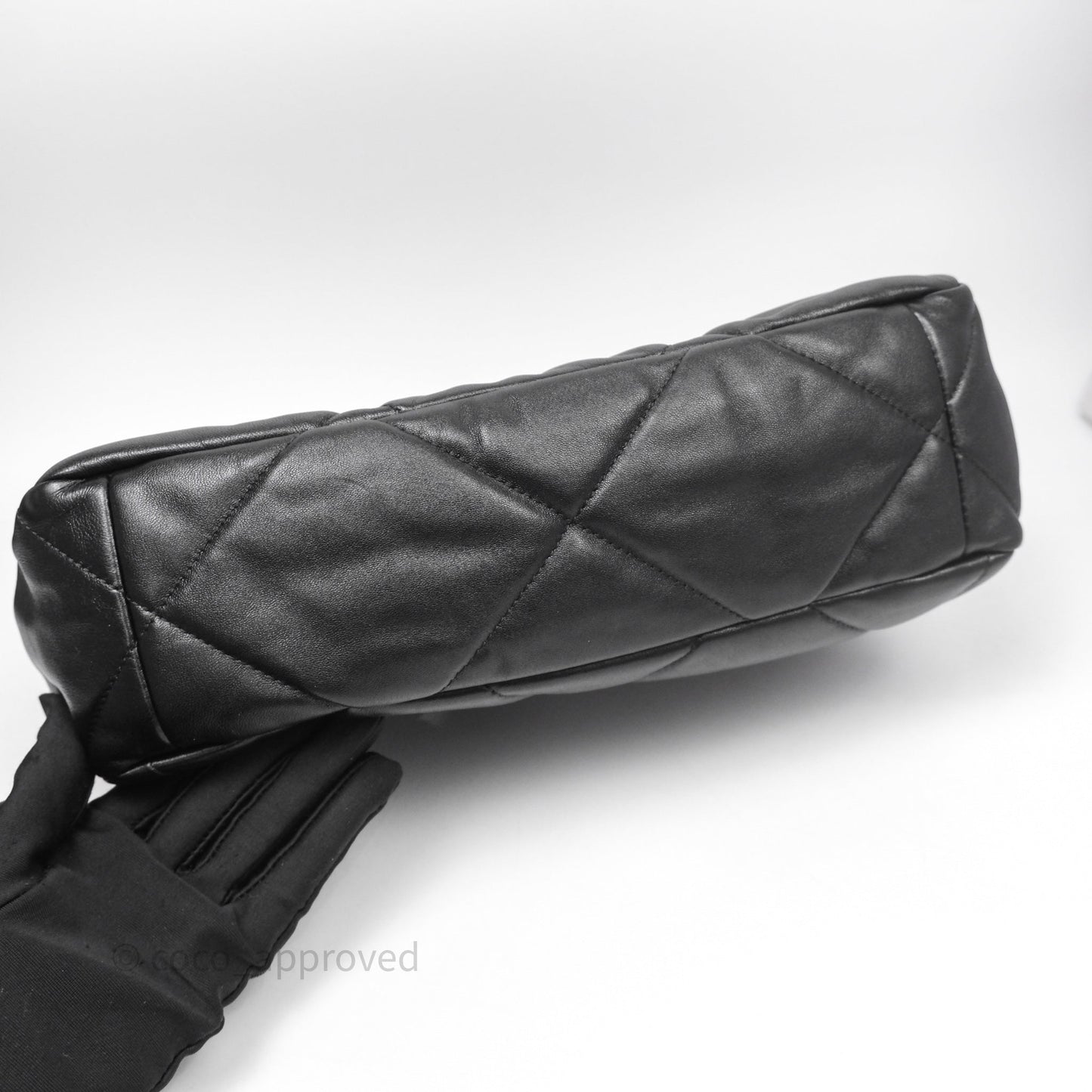 Chanel 19 Medium Black Mixed Hardware