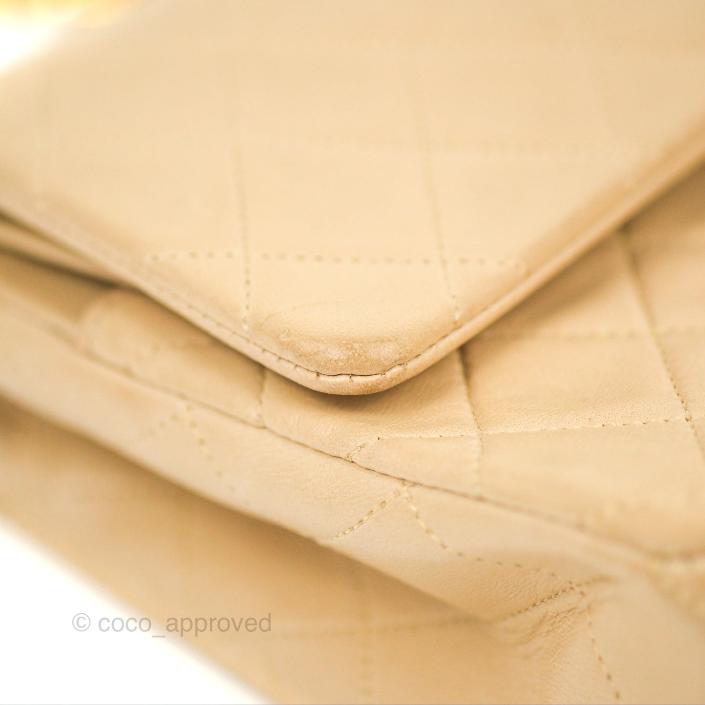 Chanel Vintage Medium Classic Flap Beige Lambskin 24K Gold Hardware