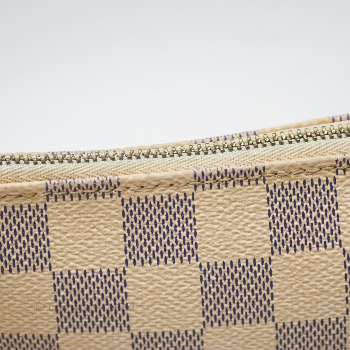 Louis Vuitton Damier Azur Pochette