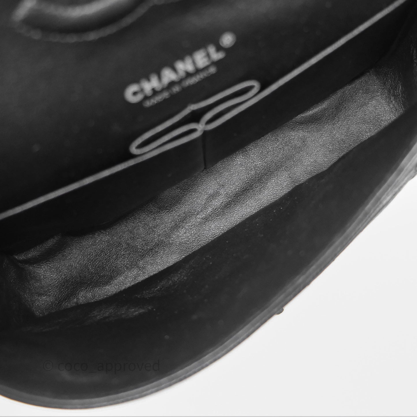 Chanel Classic M/L Medium Flap Quilted Black Caviar Silver Hardware
