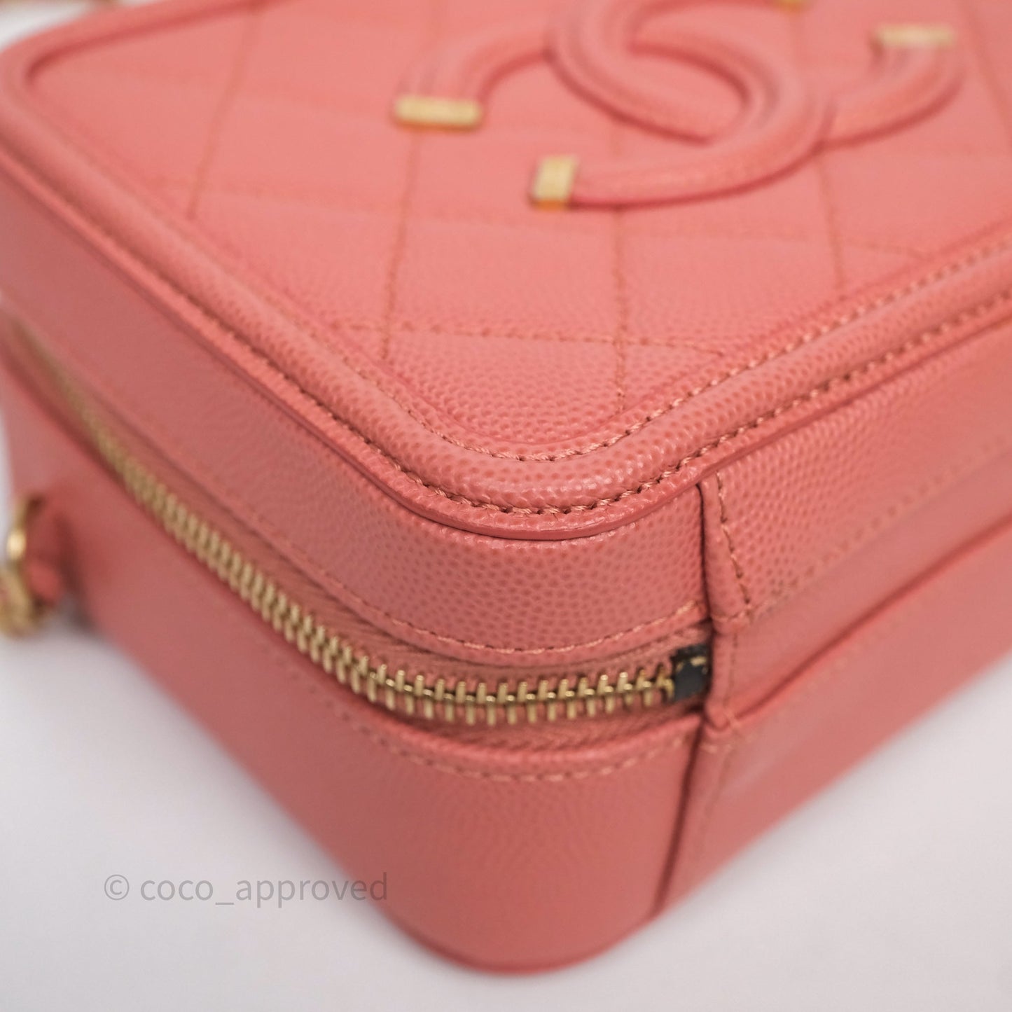 Chanel Quilted Small CC Filigree Vanity Case Pink Caviar Aged Gold Hardware