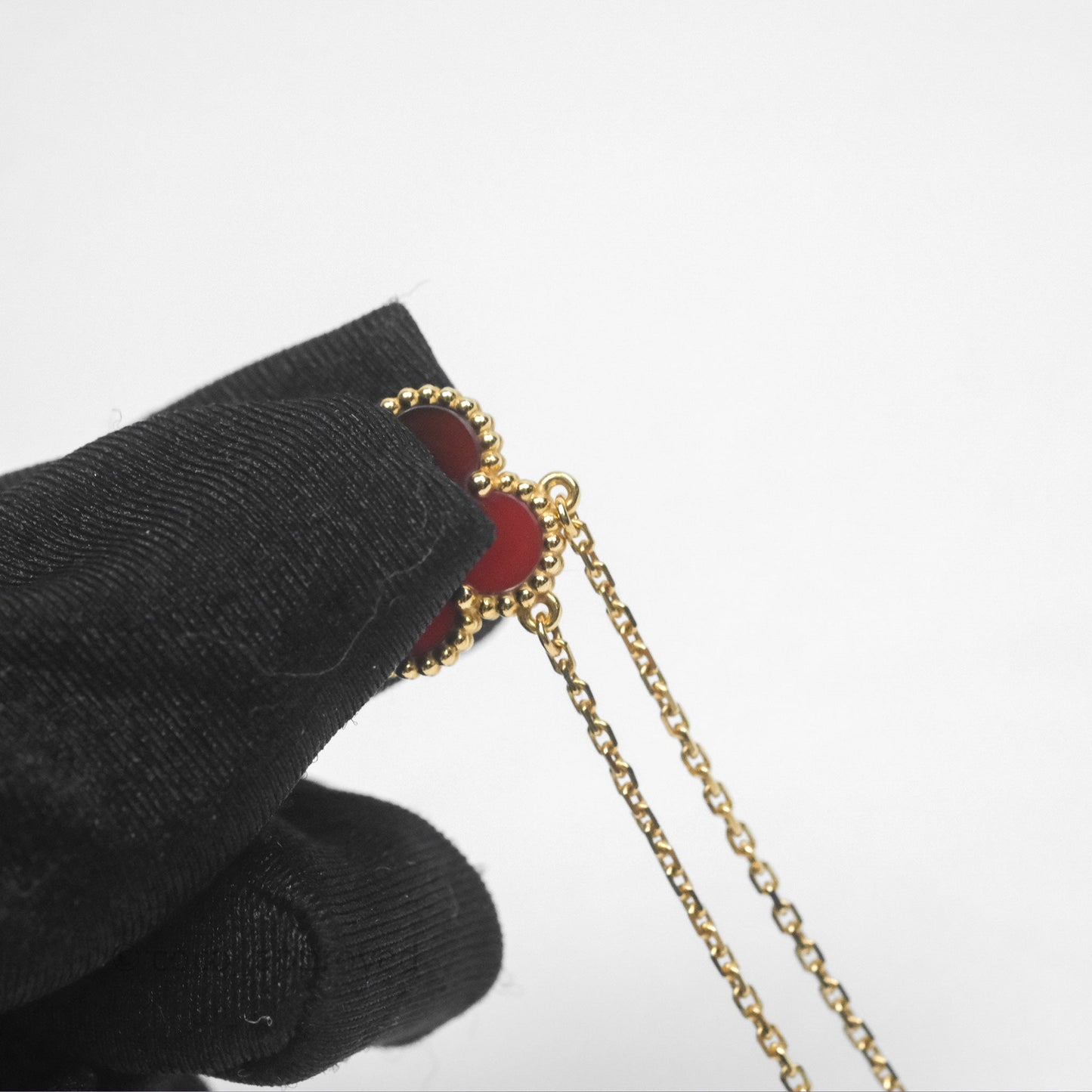 Van Cleef & Arpels Vintage Alhambra Pendant Red Carnelian Yellow Gold