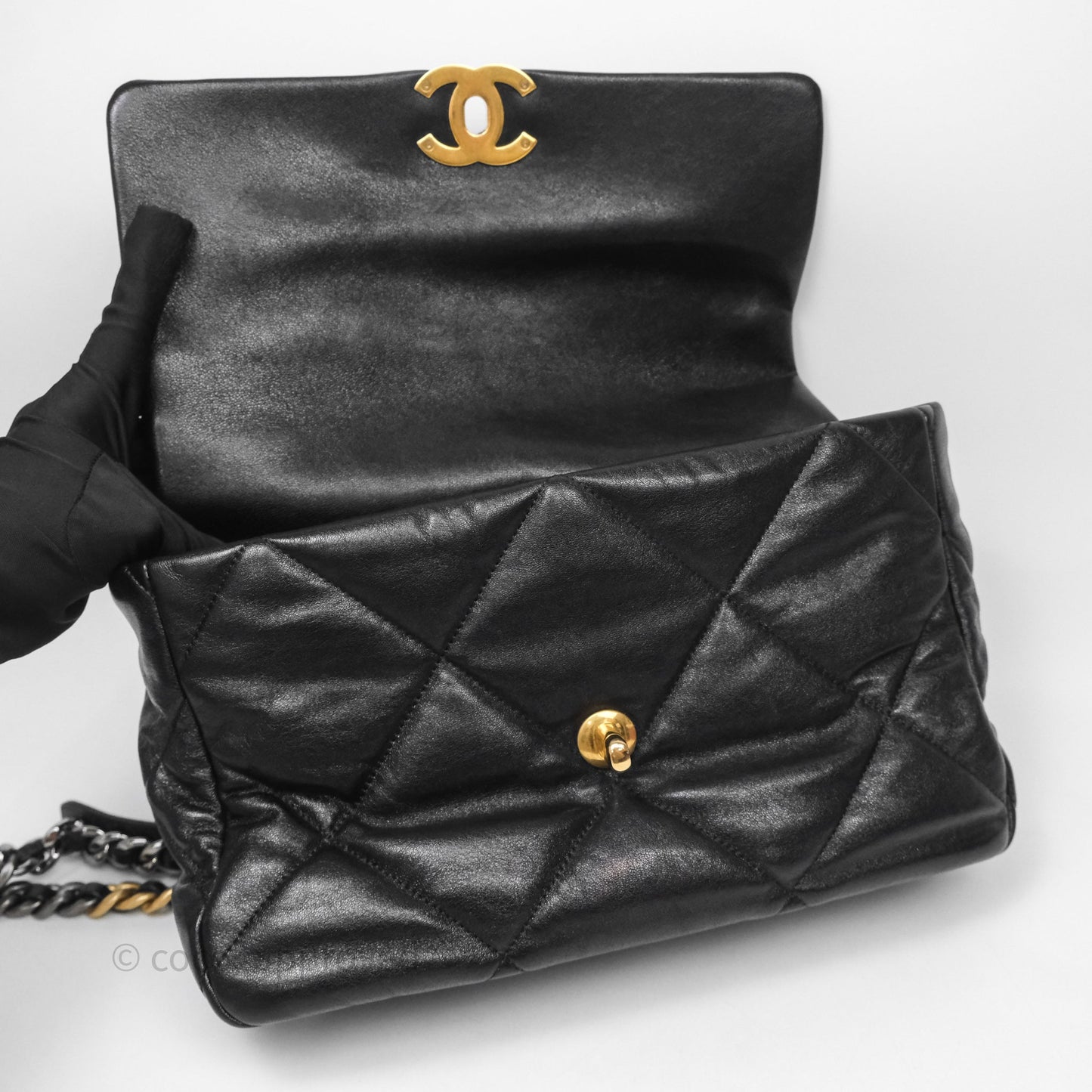 Chanel 19 Medium Black Mixed Hardware